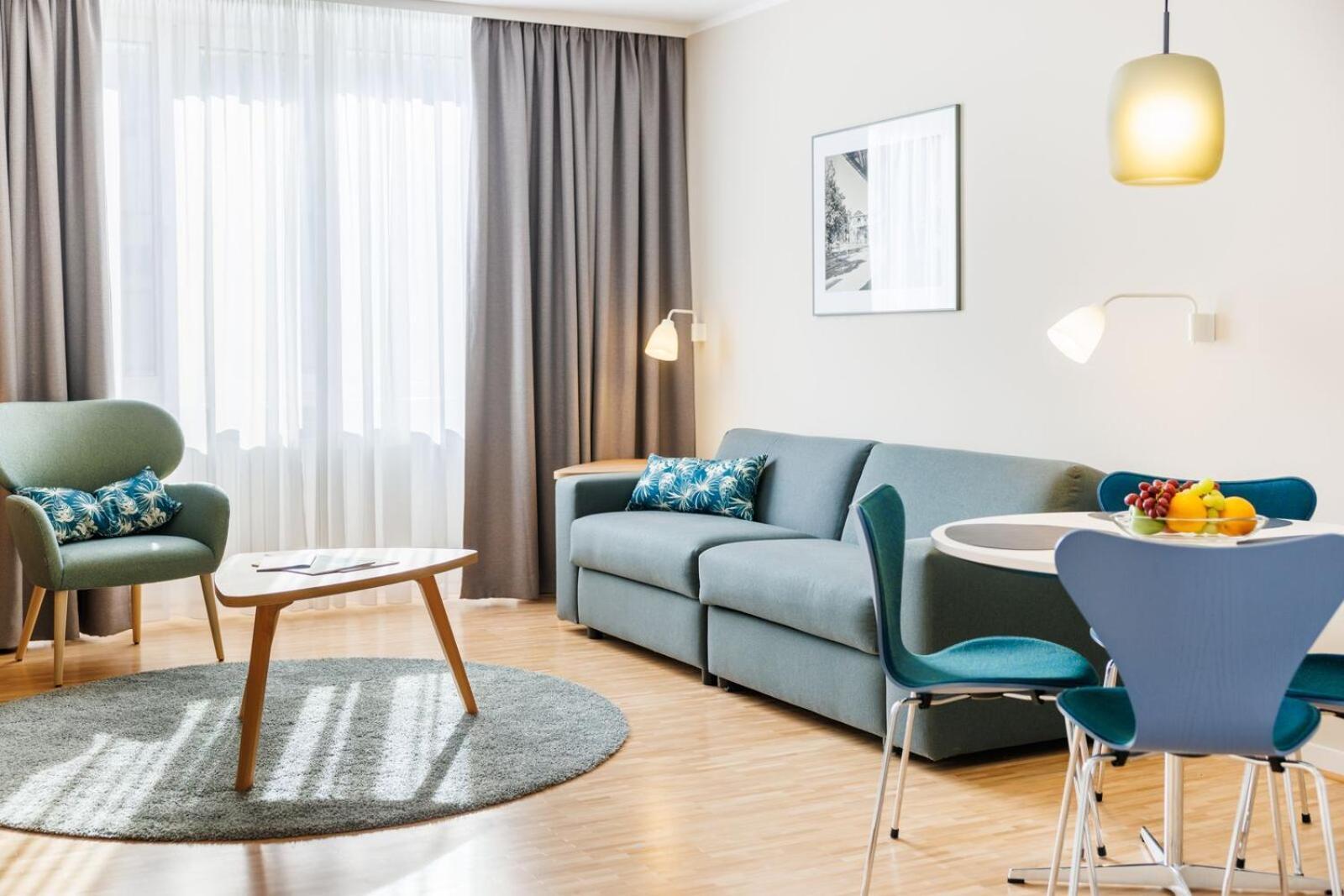 One-Bedroom Apartment