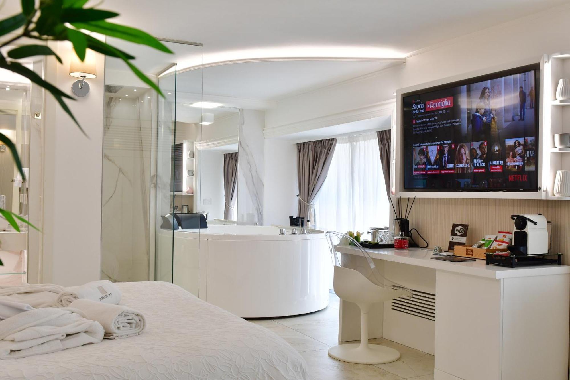 Suite Spa Bath