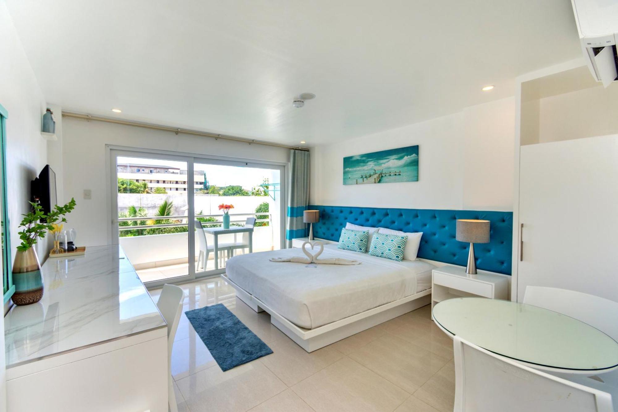King Suite with Balcony,1654300431:JPEG