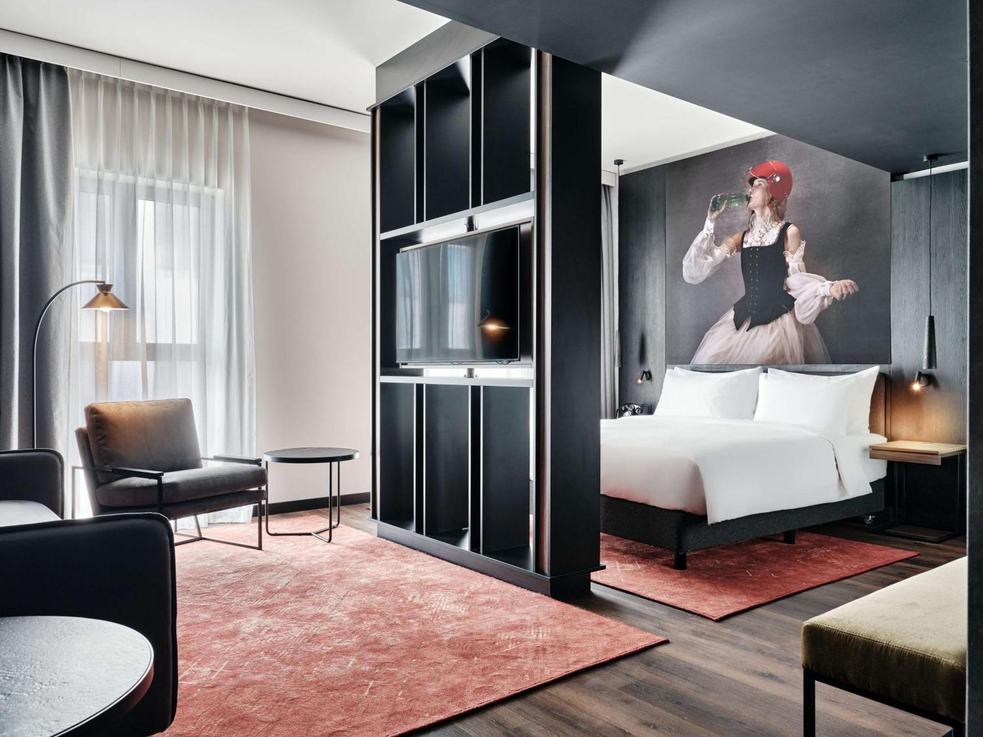 Junior Suite,1656394407:JPEG