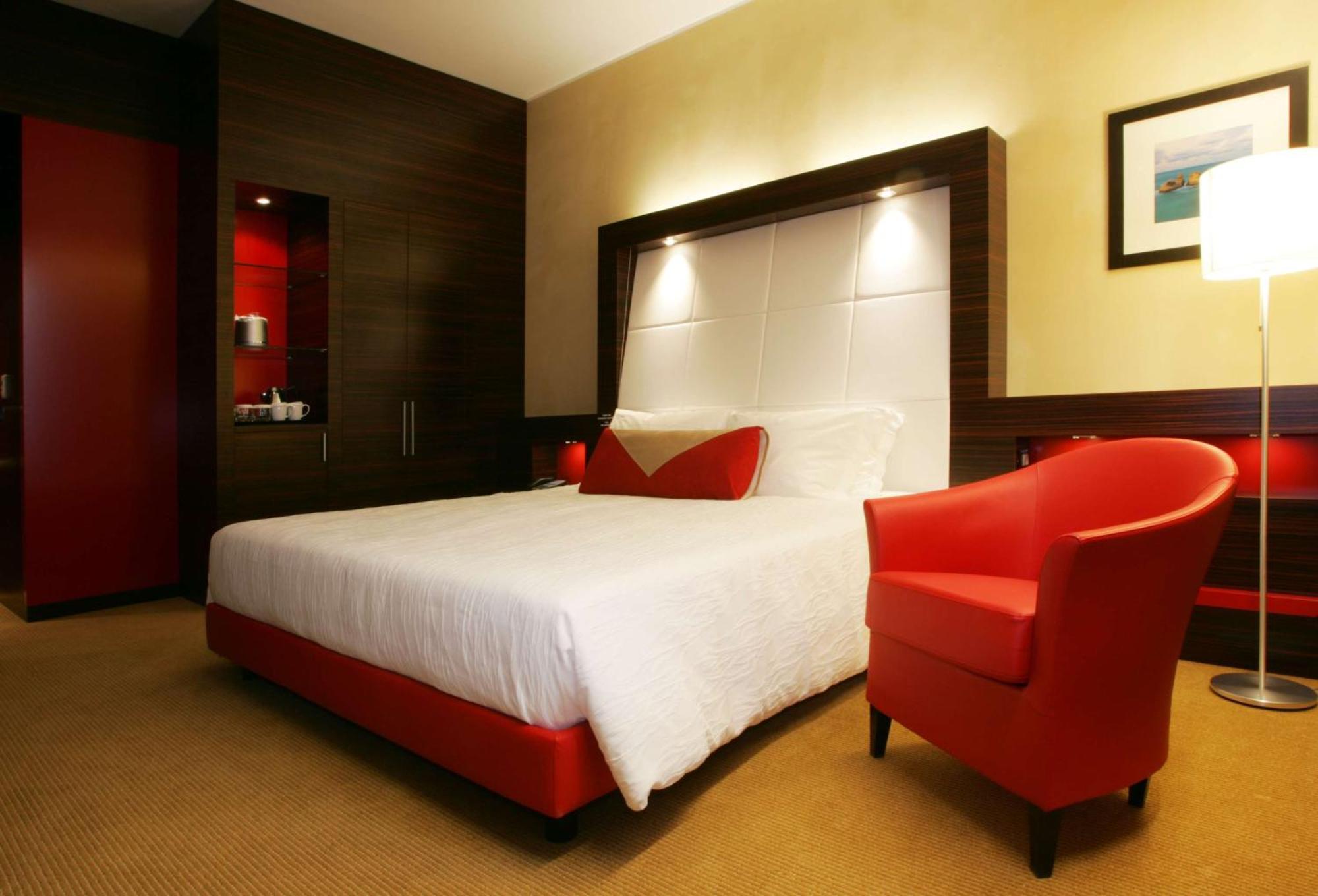 King Room Mobility Accessible,1657151406:JPEG