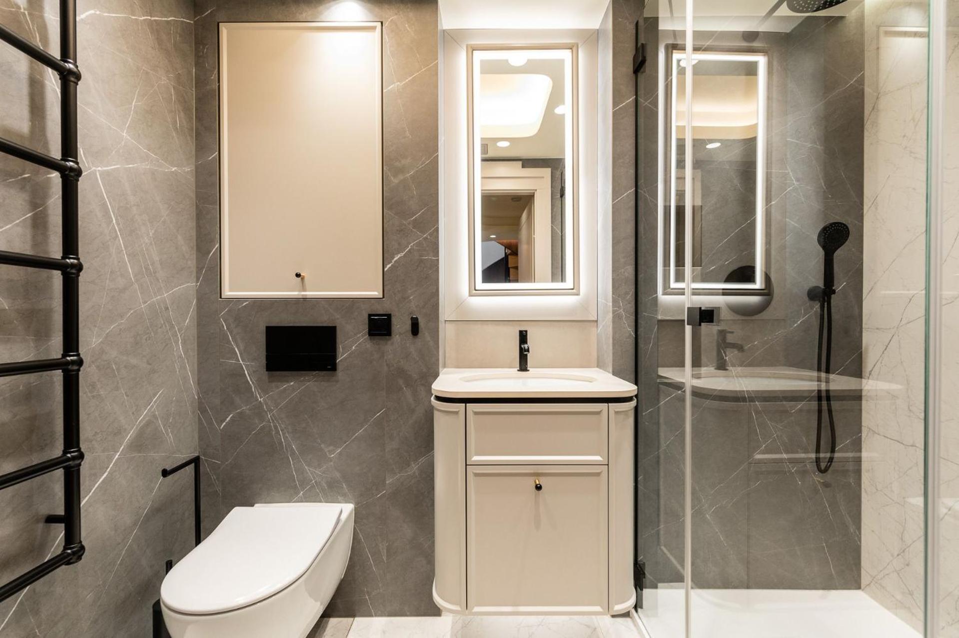 Three-Bedroom Premium Apartment