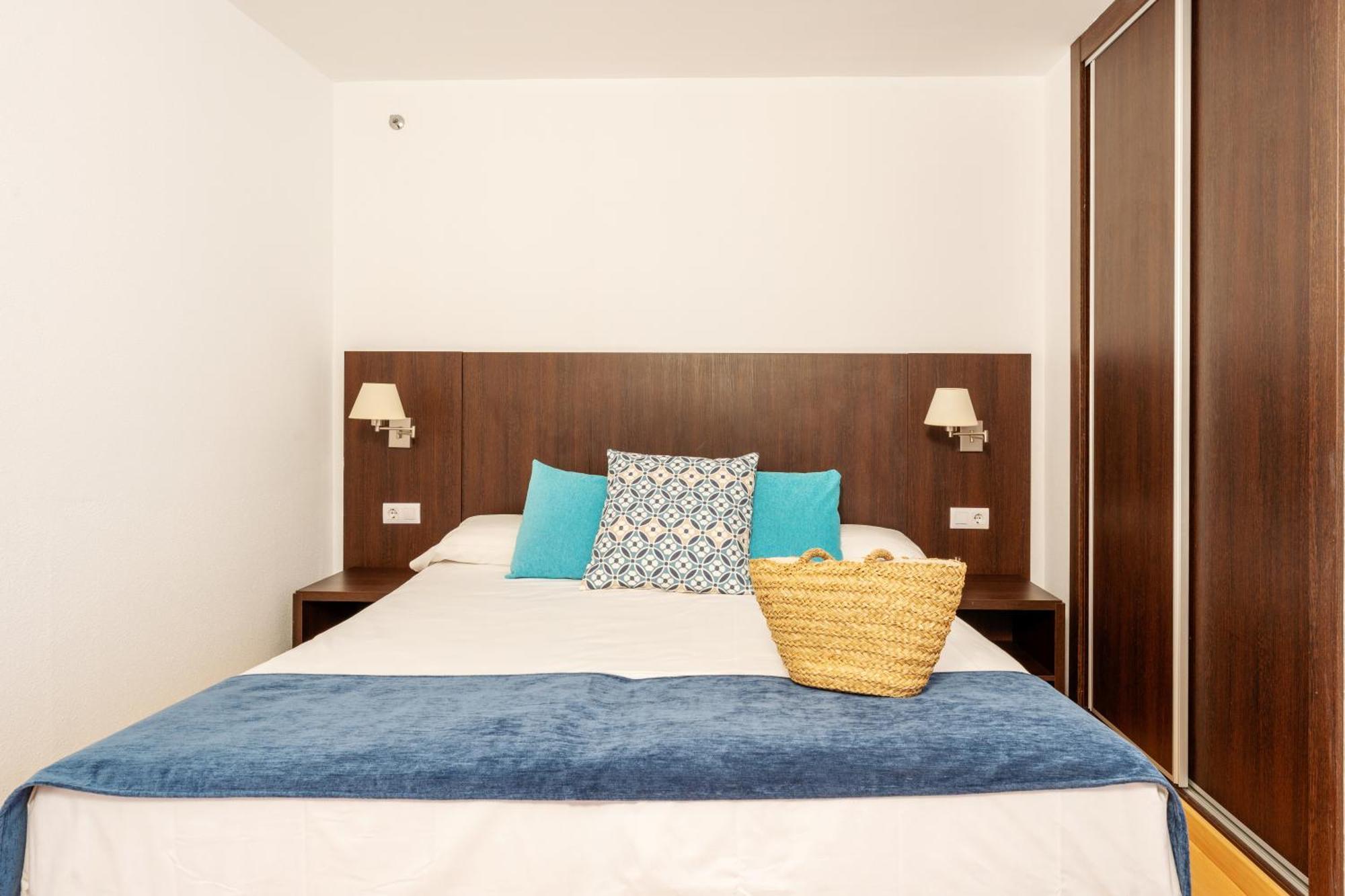 Double or Twin Room with balcony without kitchen,1658747706:JPEG