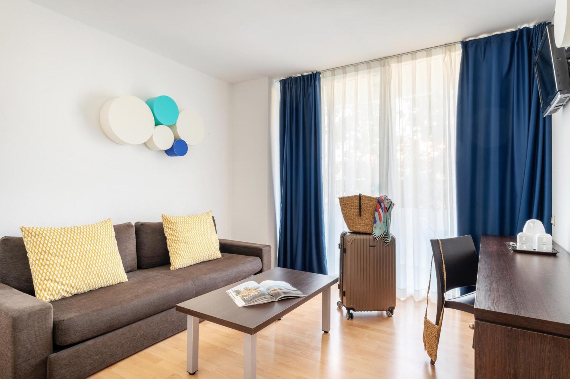 Double or Twin Room balcony without kitchen