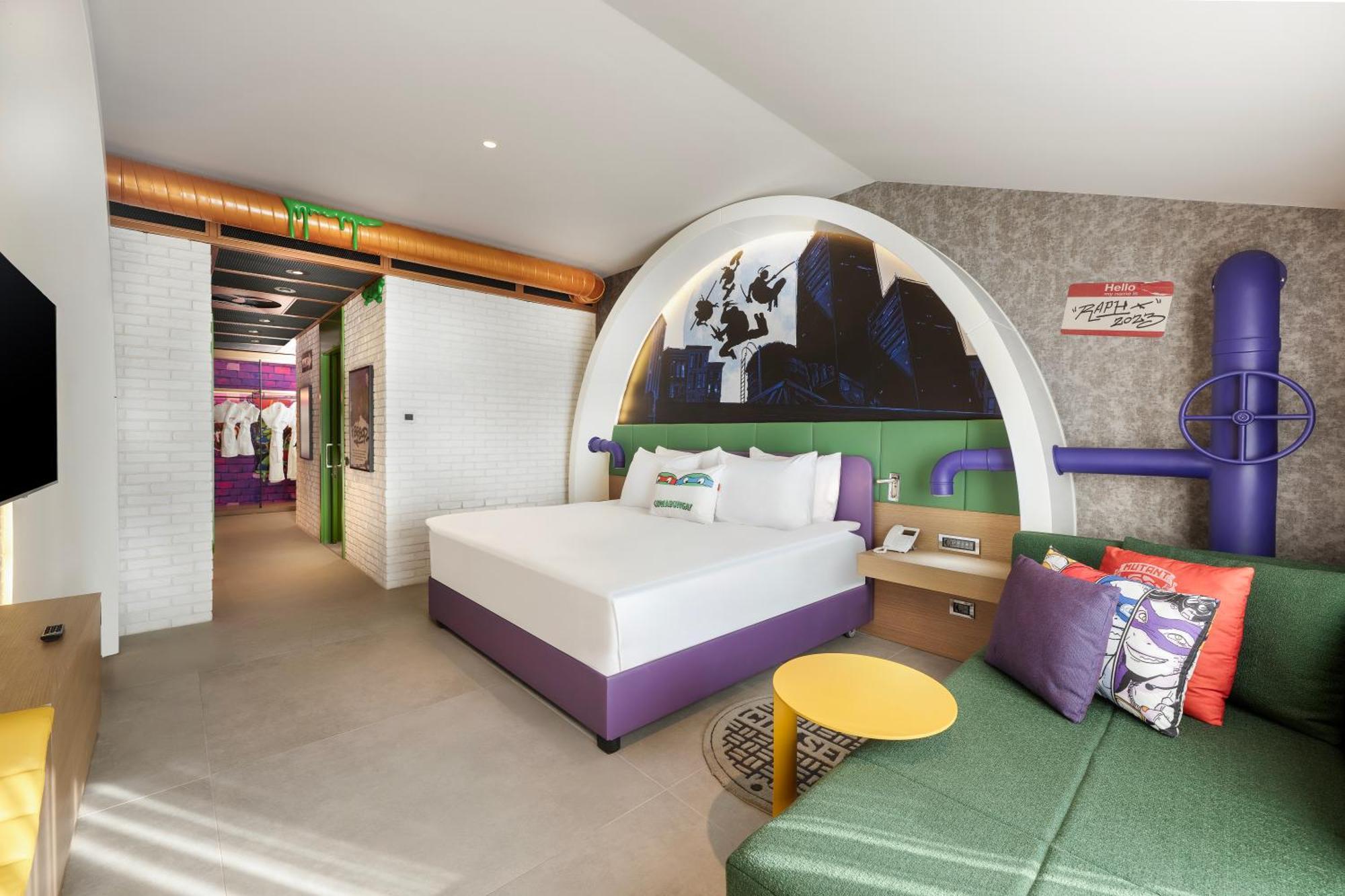 Themed Deluxe Room,1659662744:JPEG
