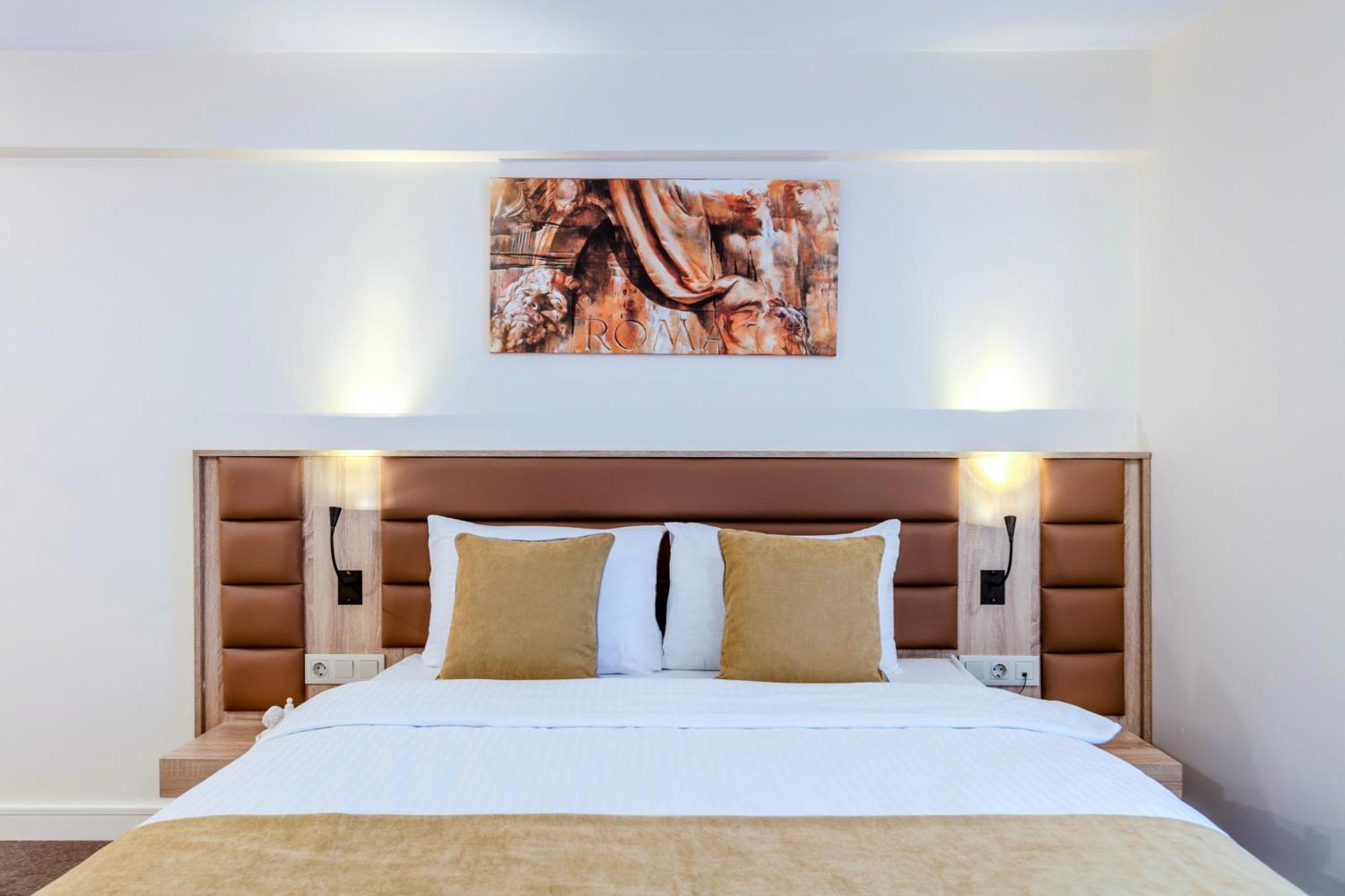 Queen Room