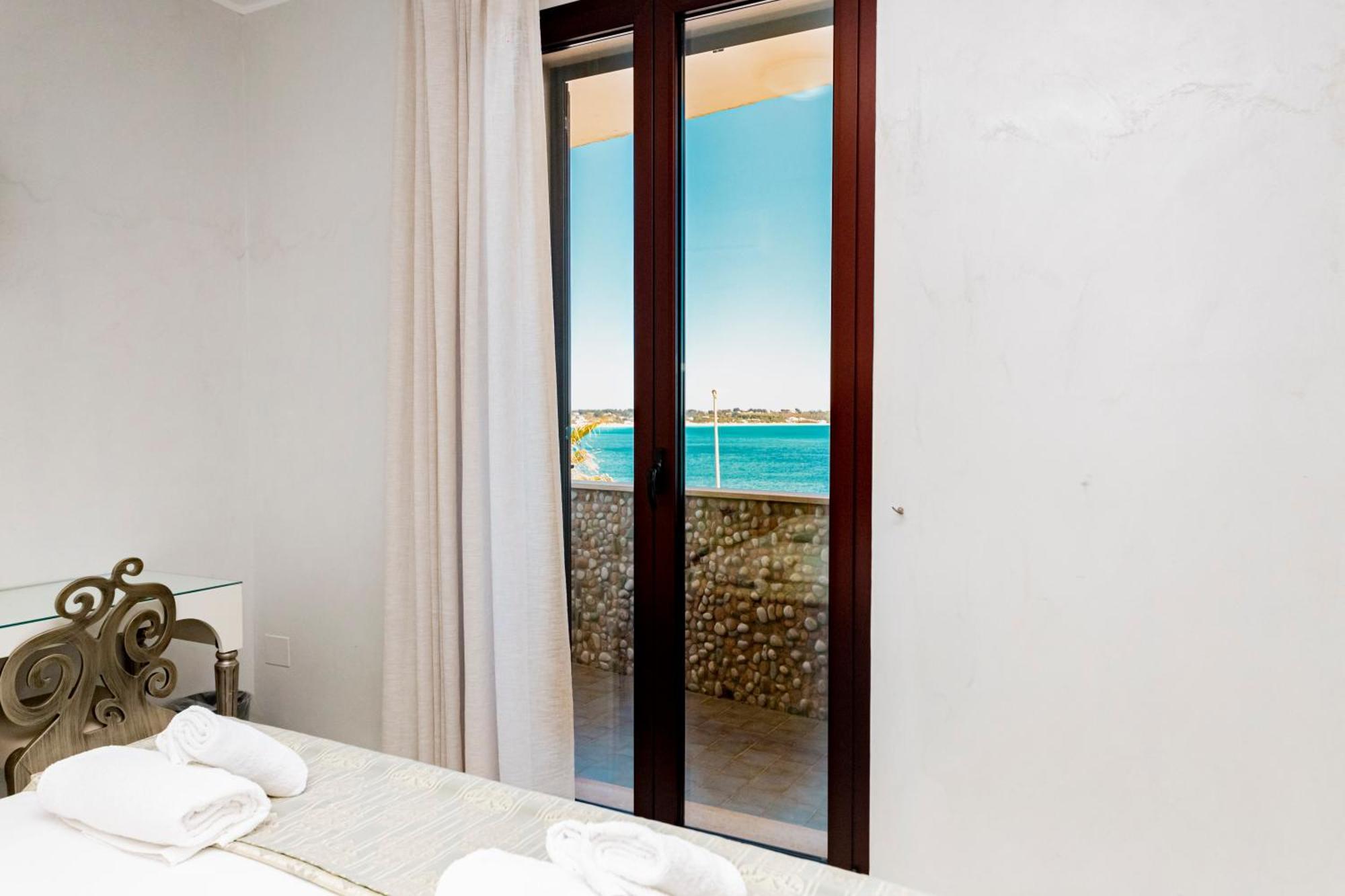 Superior Double Room Balcony Sea View