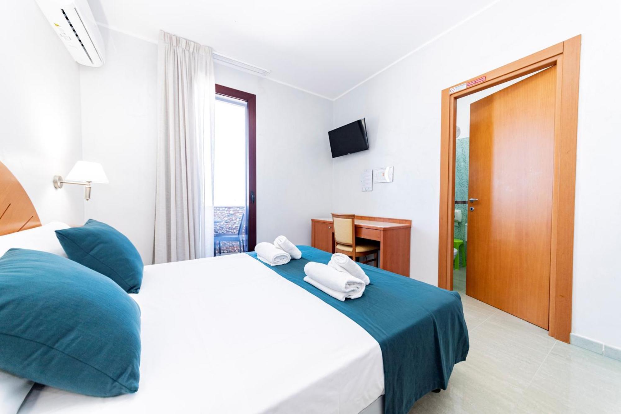 Quadruple Room Sea View