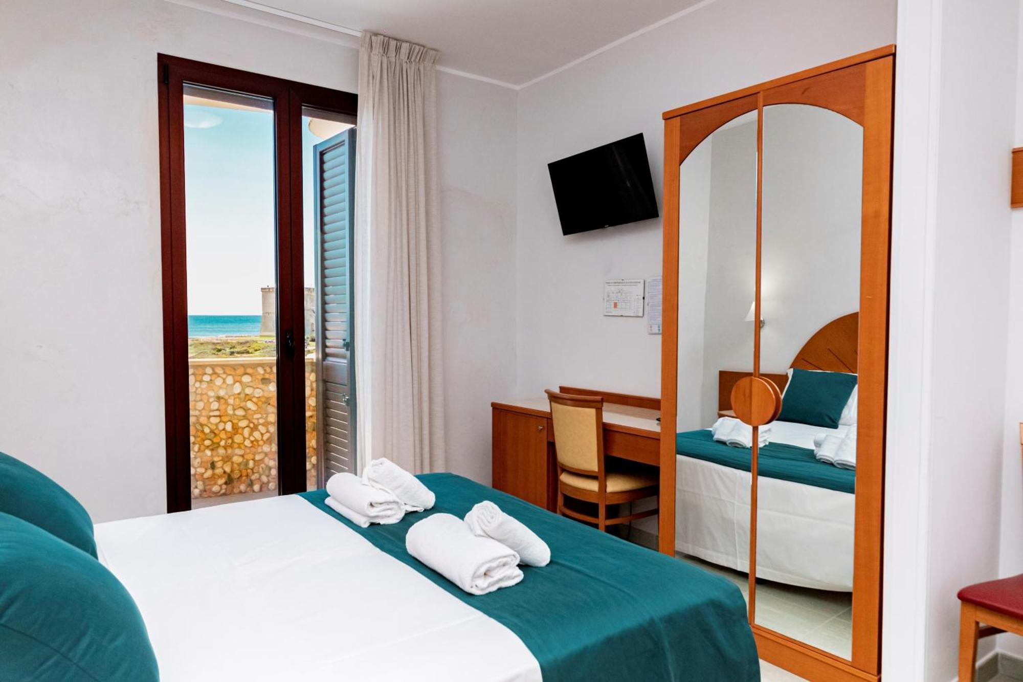 Triple Room Sea View