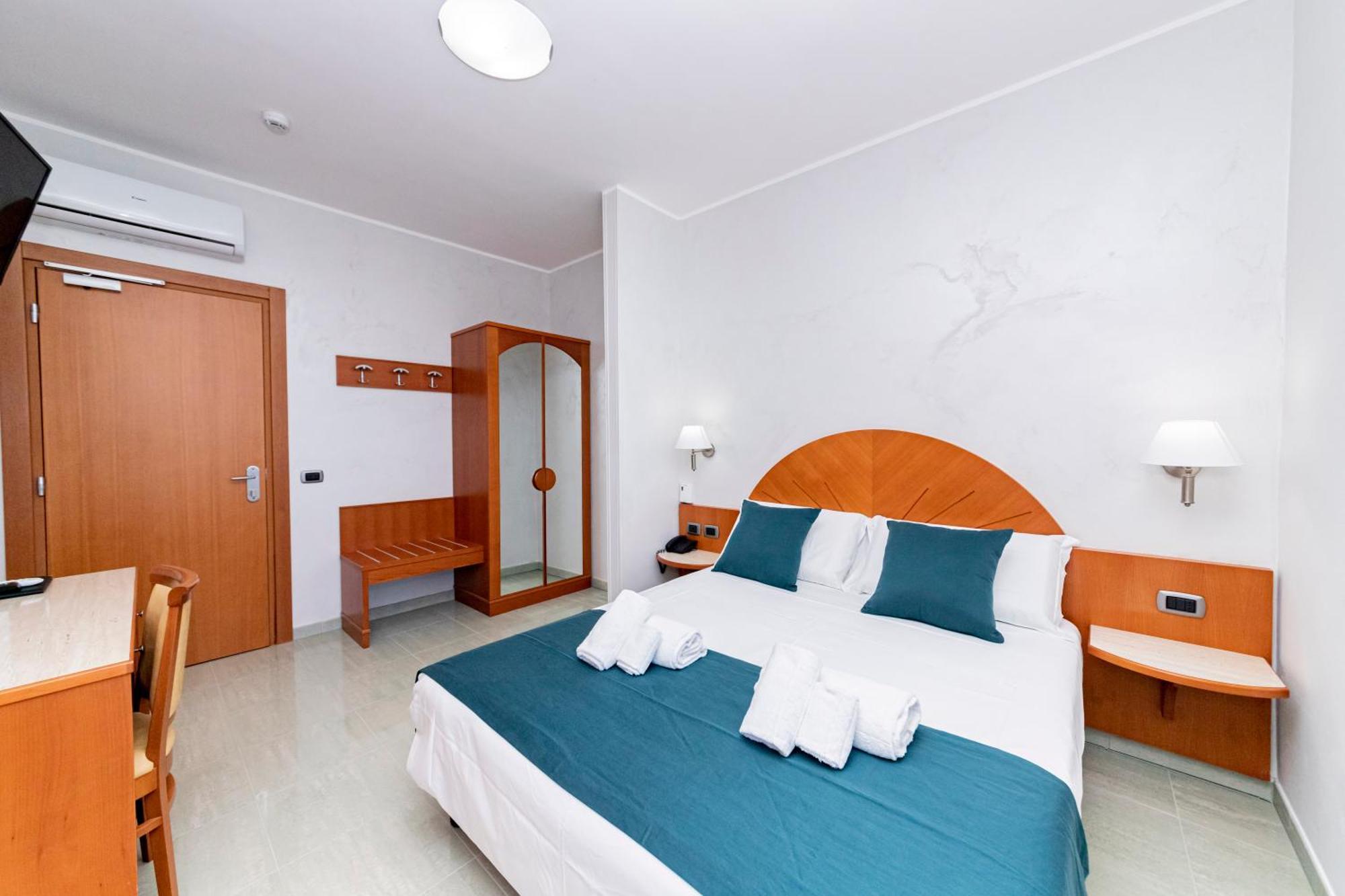 Double Room Balcony Sea View