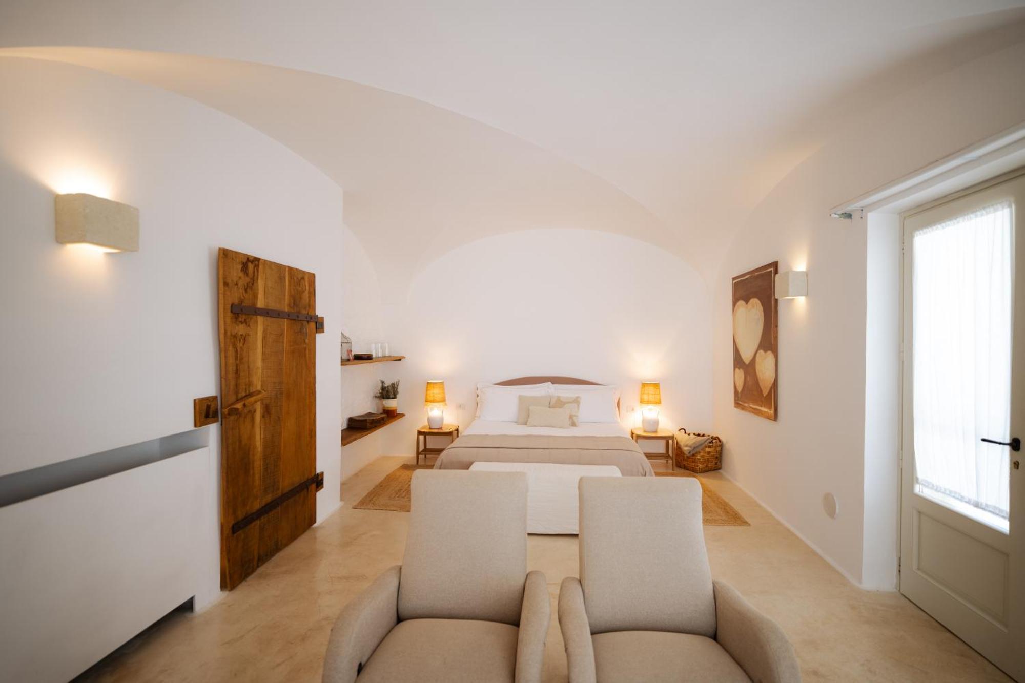 Deluxe Double Room with Garden View,1662421323:JPEG