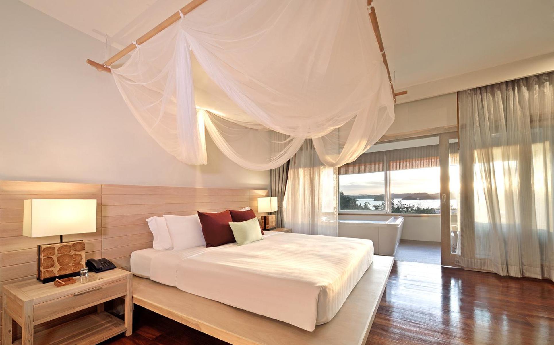 Ocean Chalet Suite