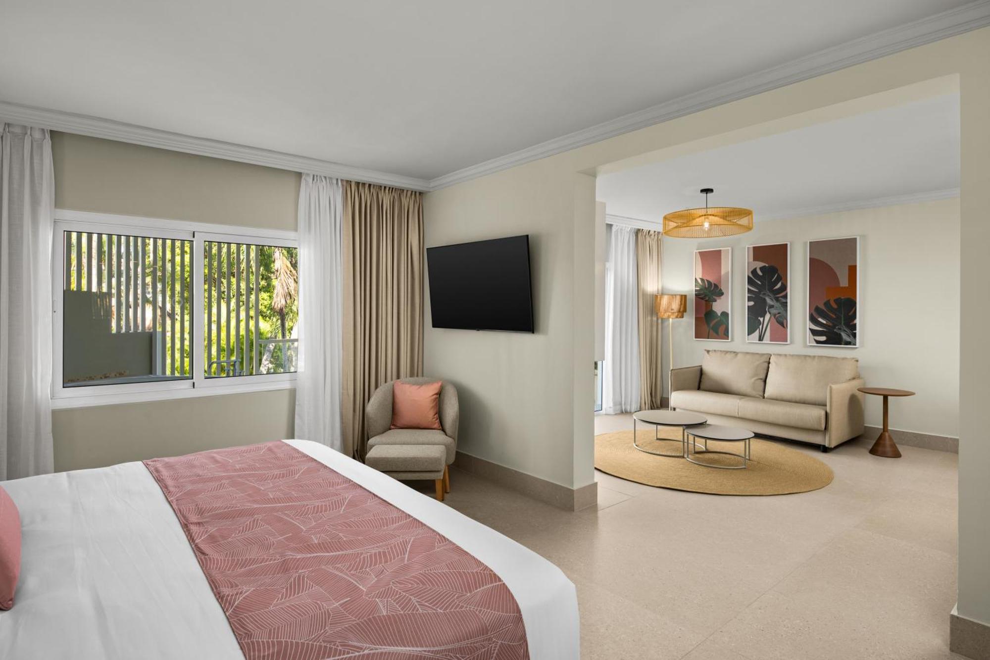 Club King Junior Suite - Tropical View,1697953754:JPEG