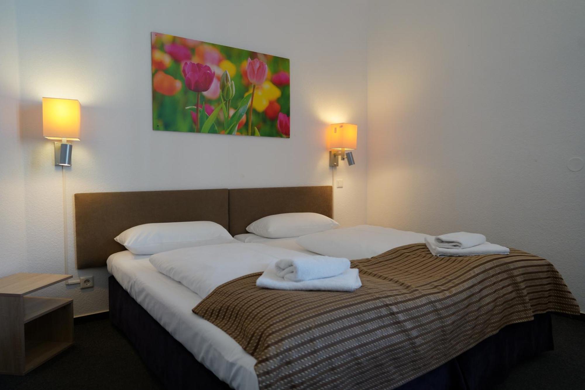Double Room,1667425306:JPEG