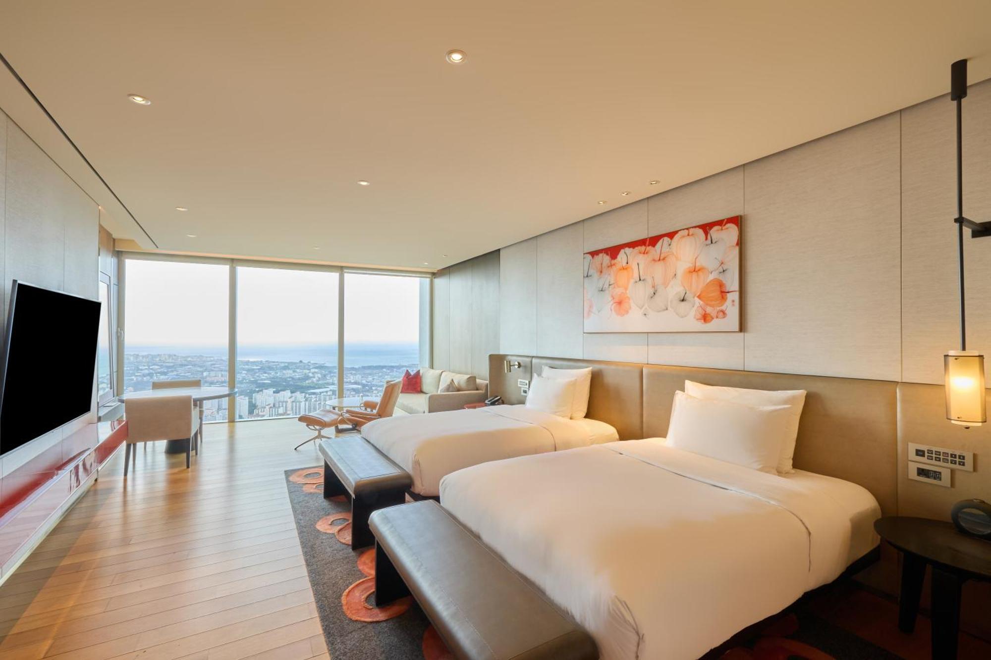 Club Twin Room