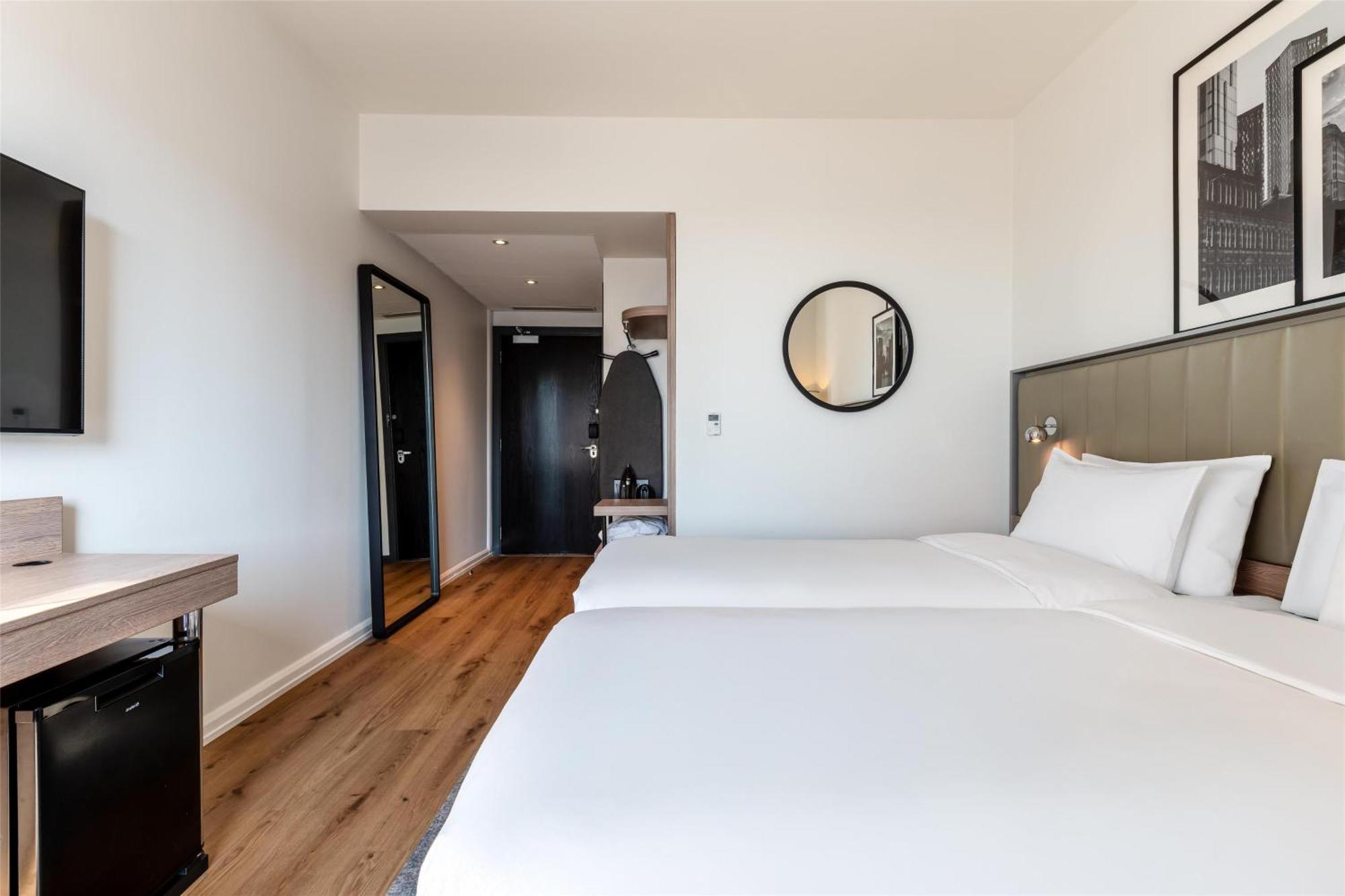Net Zero Superior Room