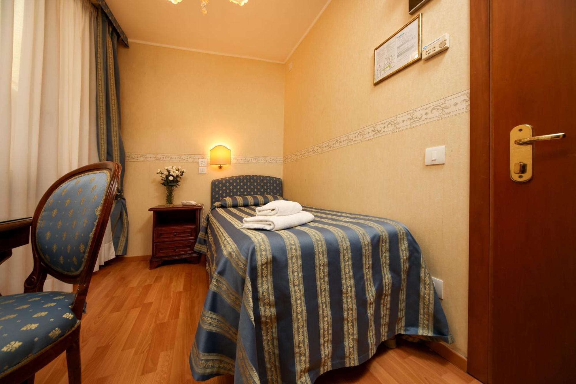 Economy Single Room