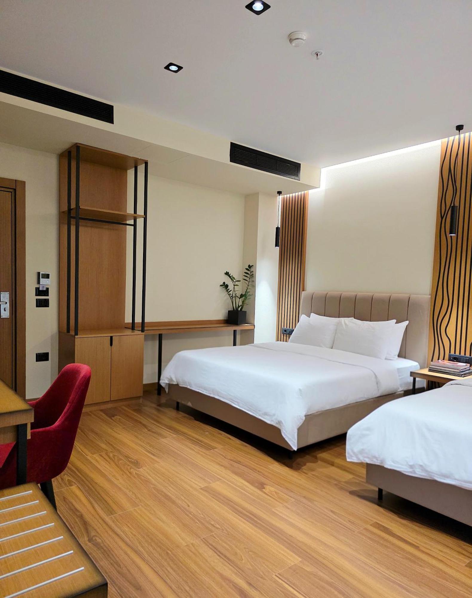 King Room Two King Beds
