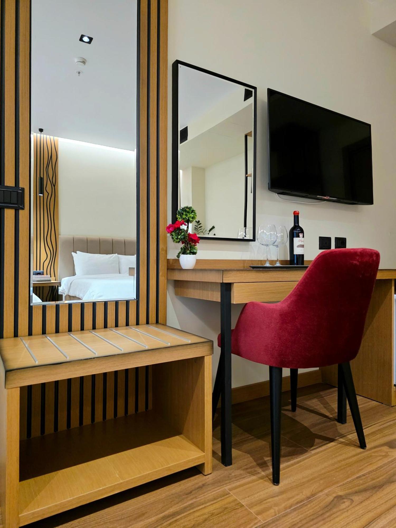 King Room Two King Beds