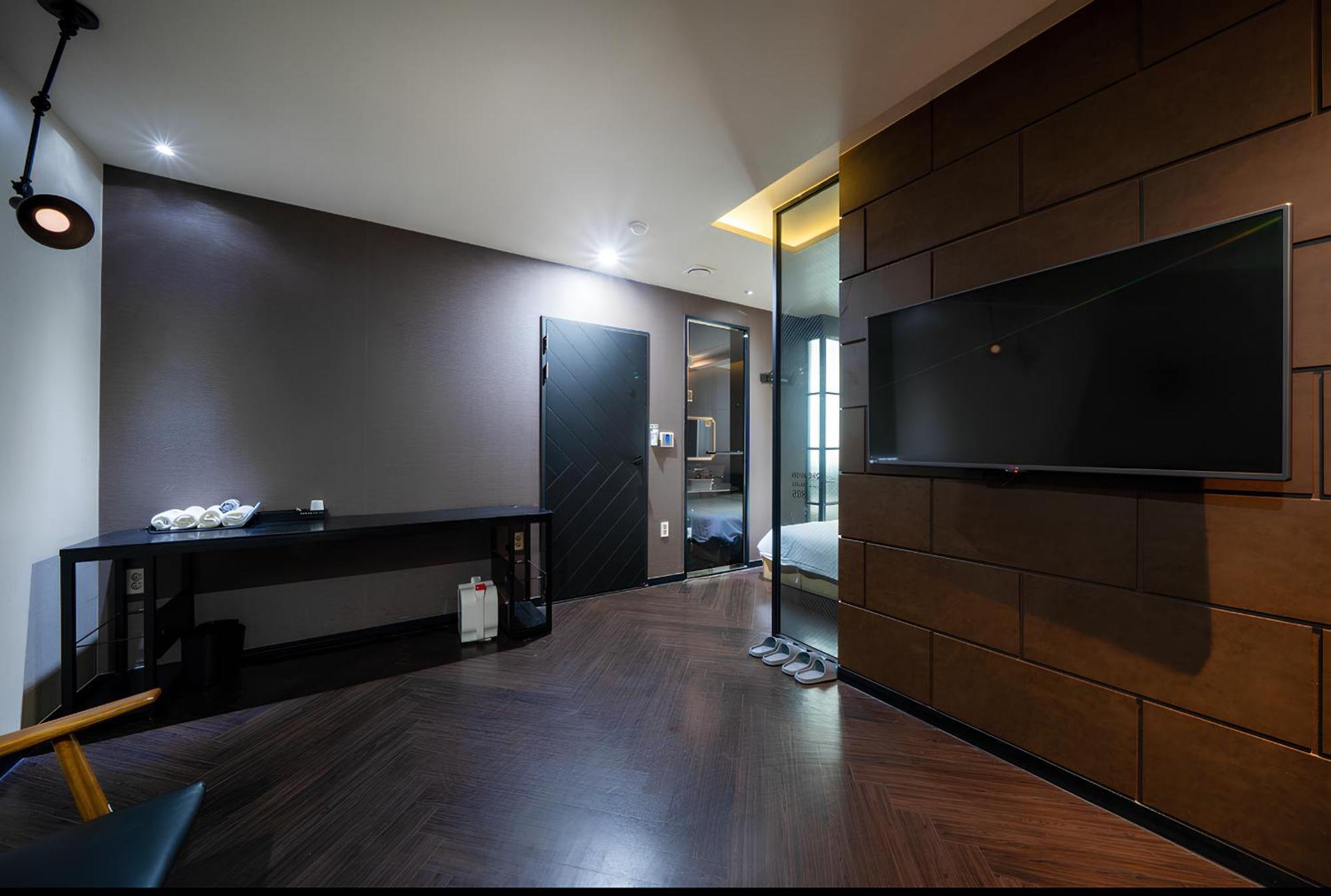 Family Twin Room