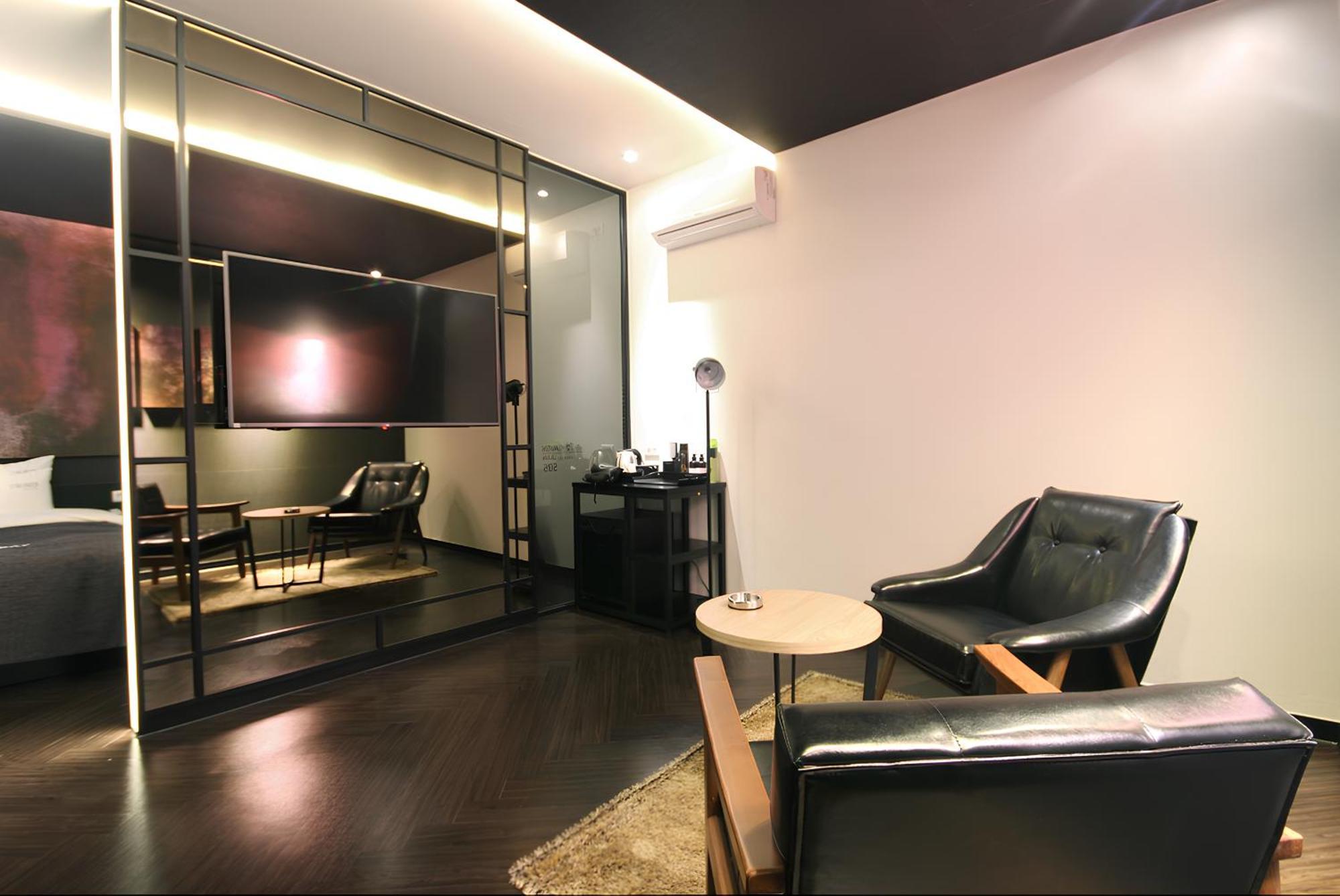 Family Twin Room
