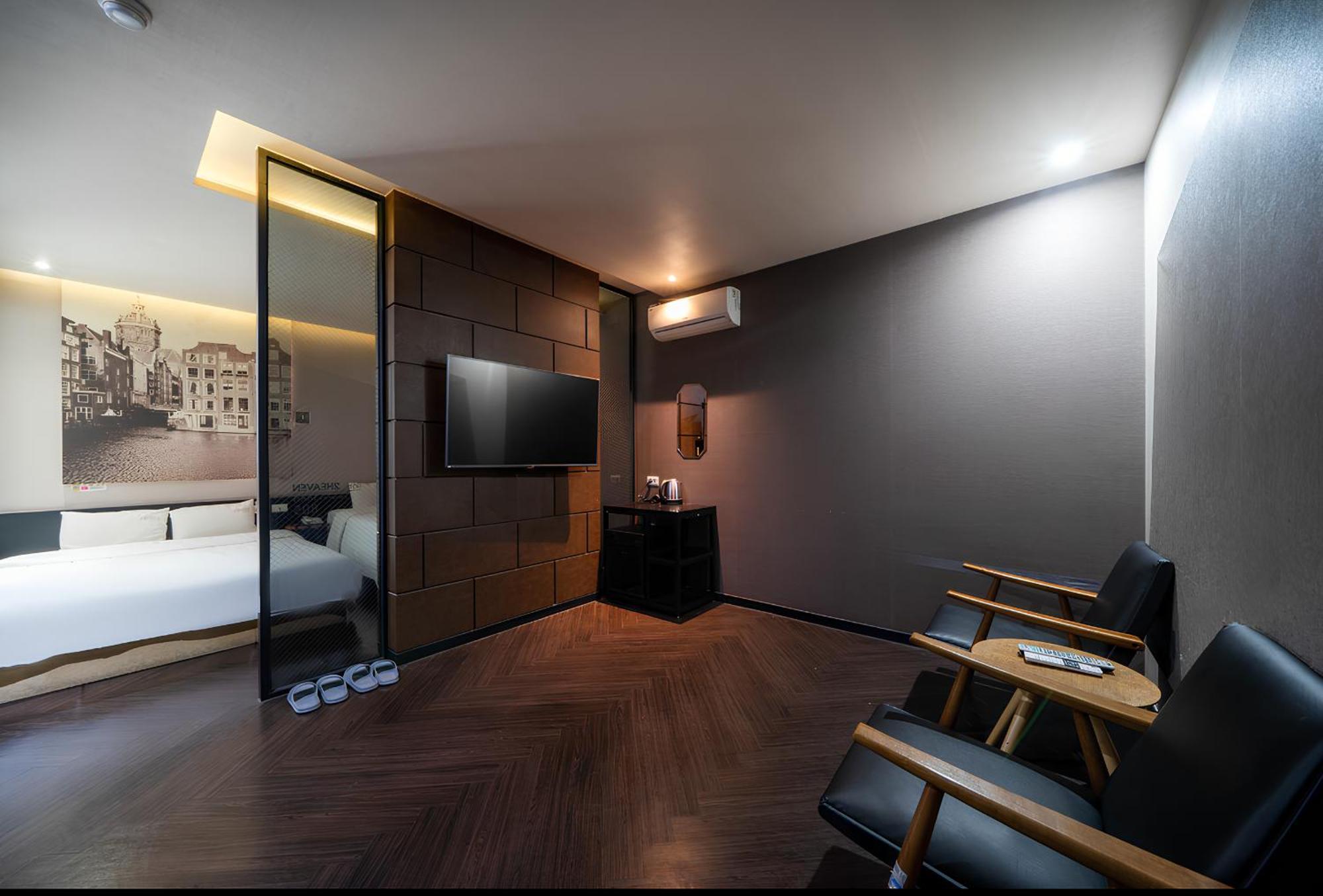 Family Twin Room