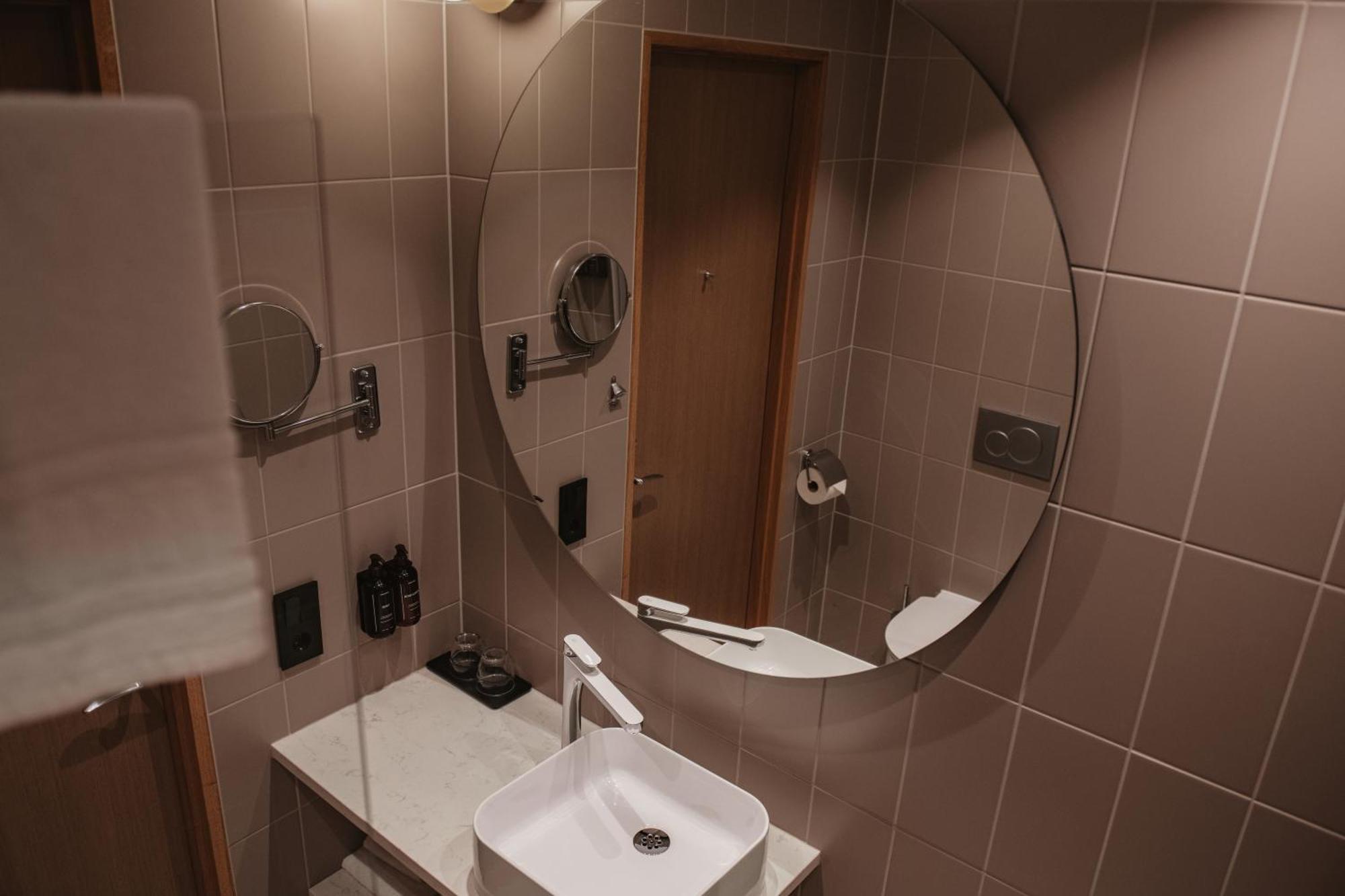Standard Double Room,1674704092:JPEG