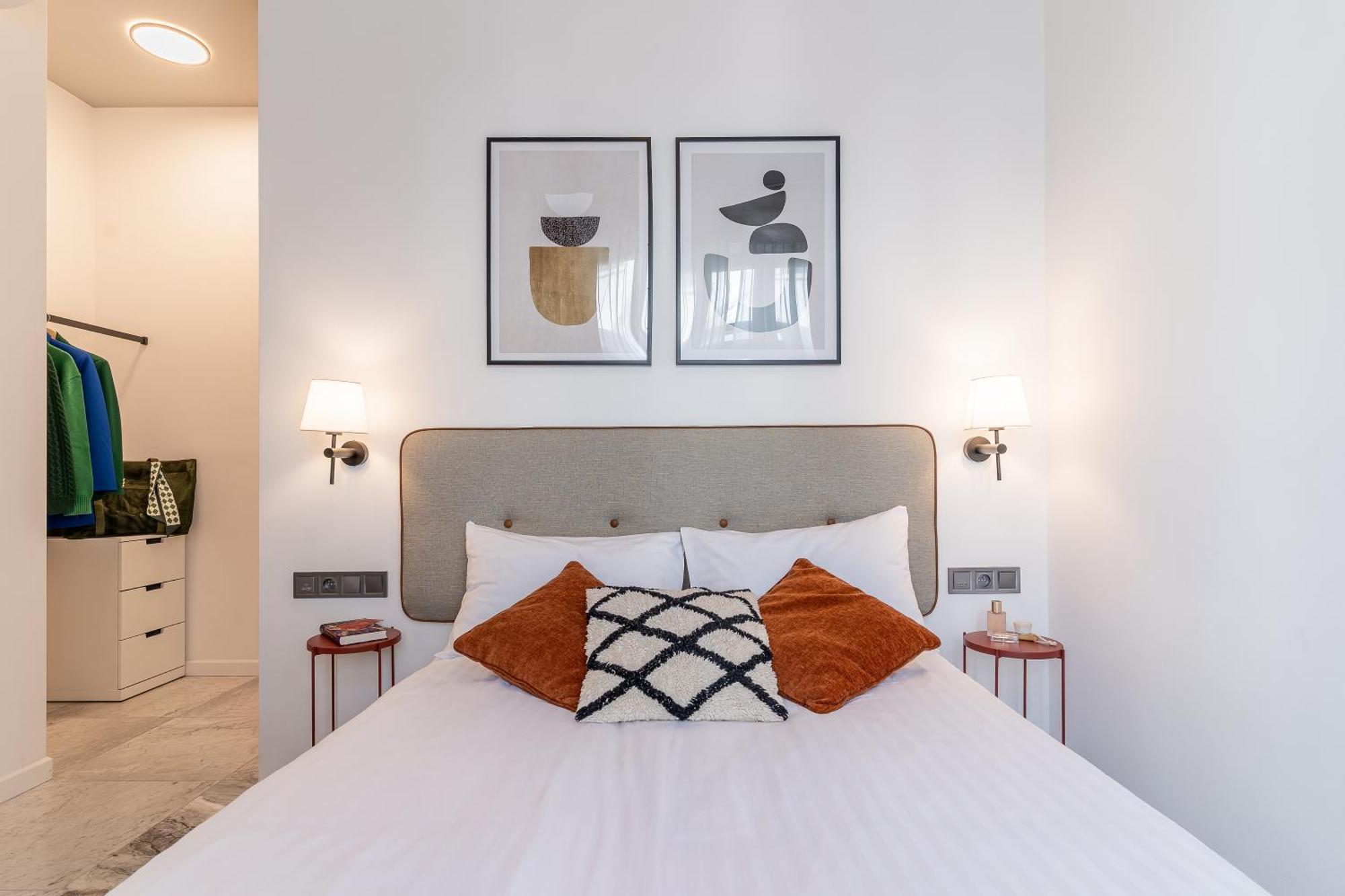 Deluxe Apartment