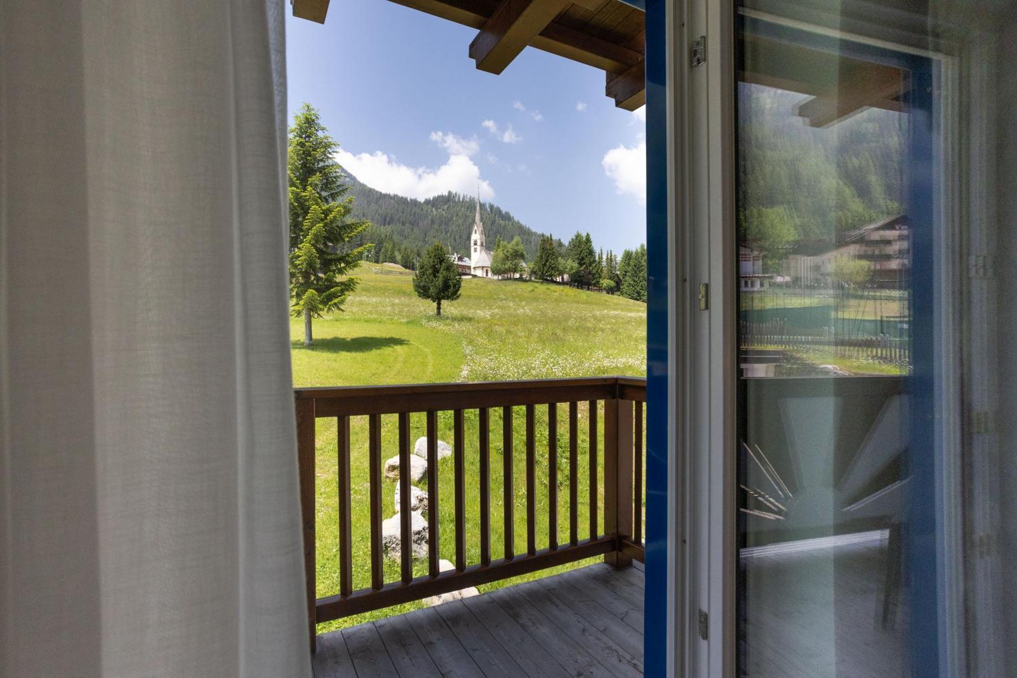 Double Room Mountain View
