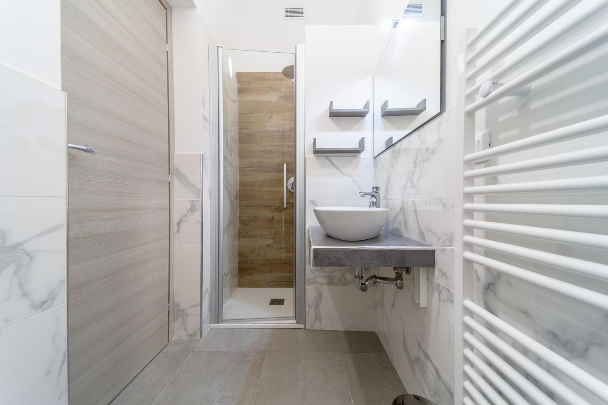 Single Room Private Bathroom