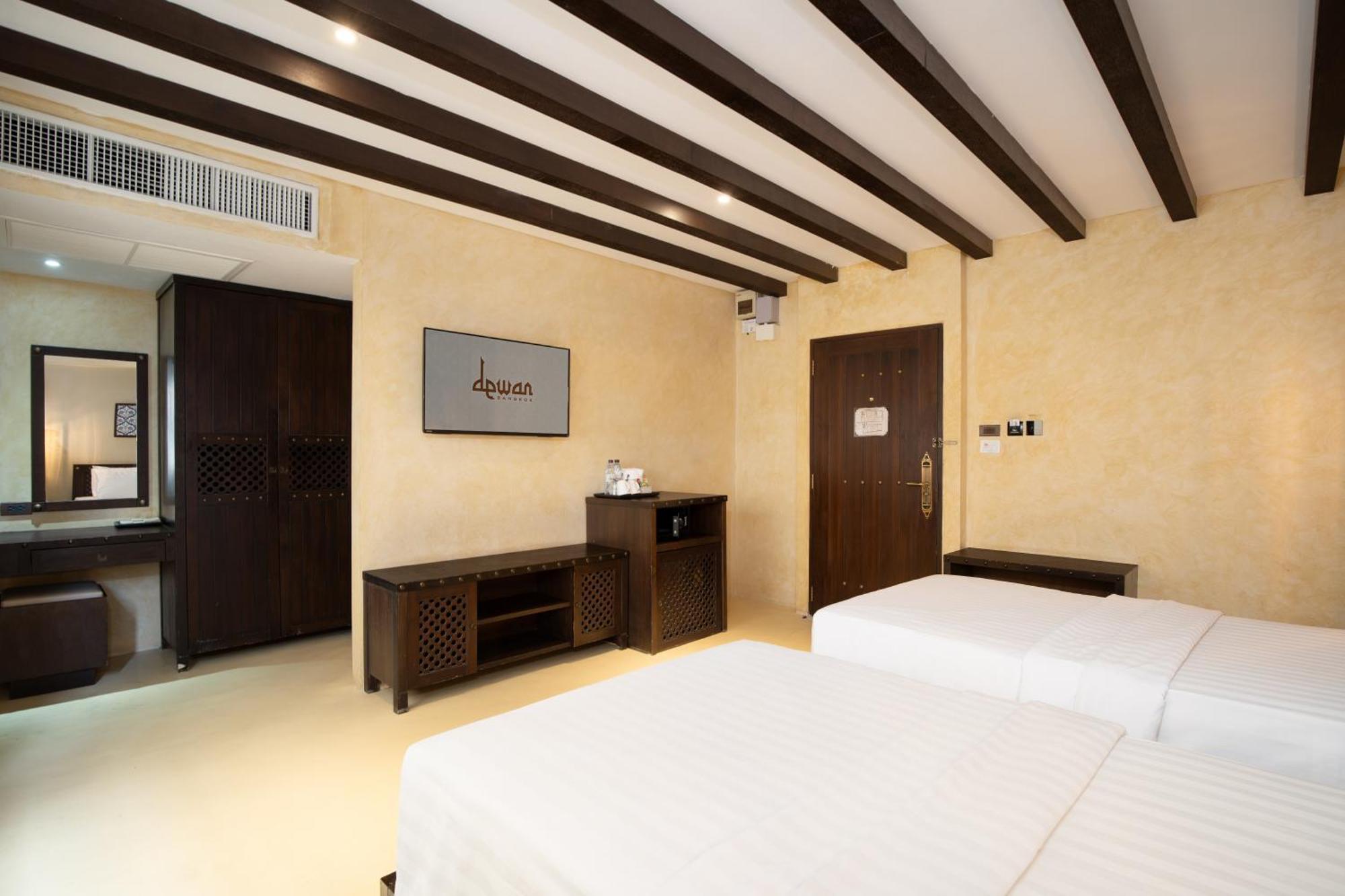 Superior Twin Room