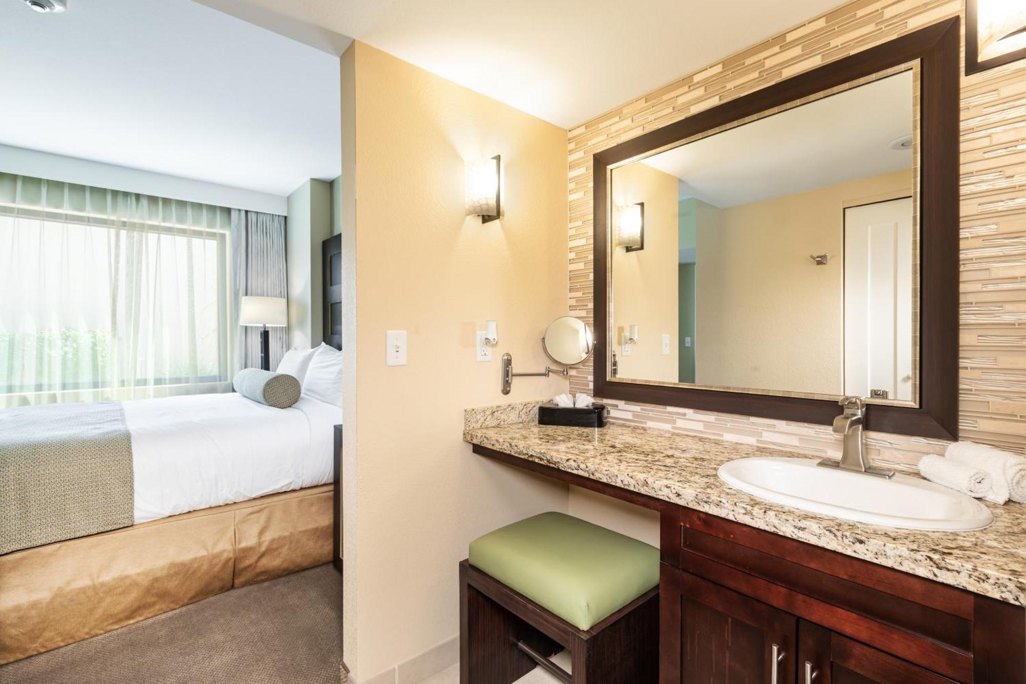 One-Bedroom Suite