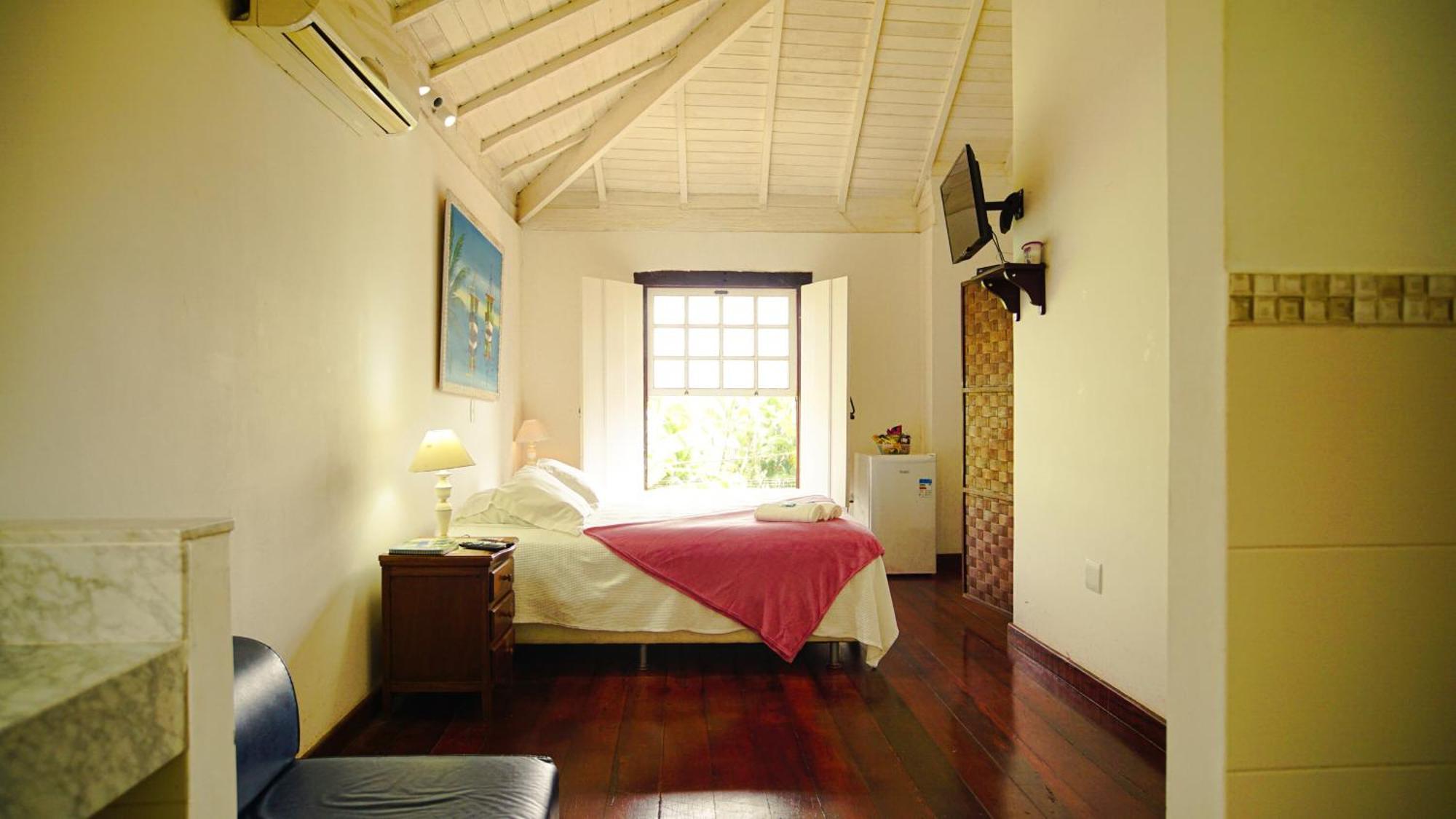 Deluxe Double Room Bath