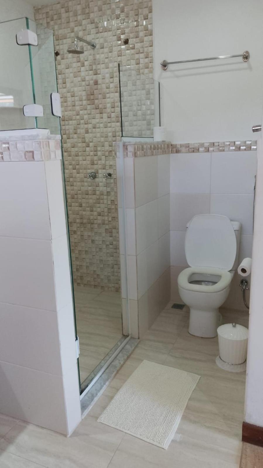 Deluxe Double Room Bath