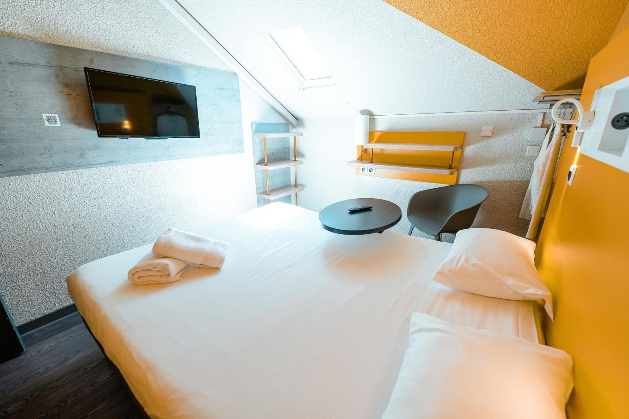 Standard Double Room,1696624946:JPEG