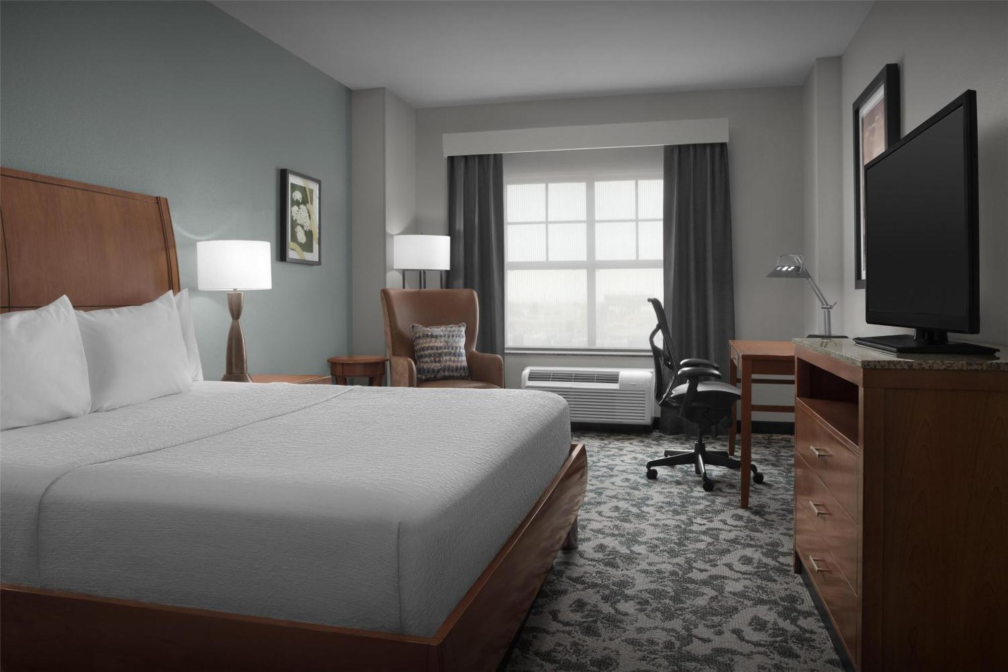 Premium King Room