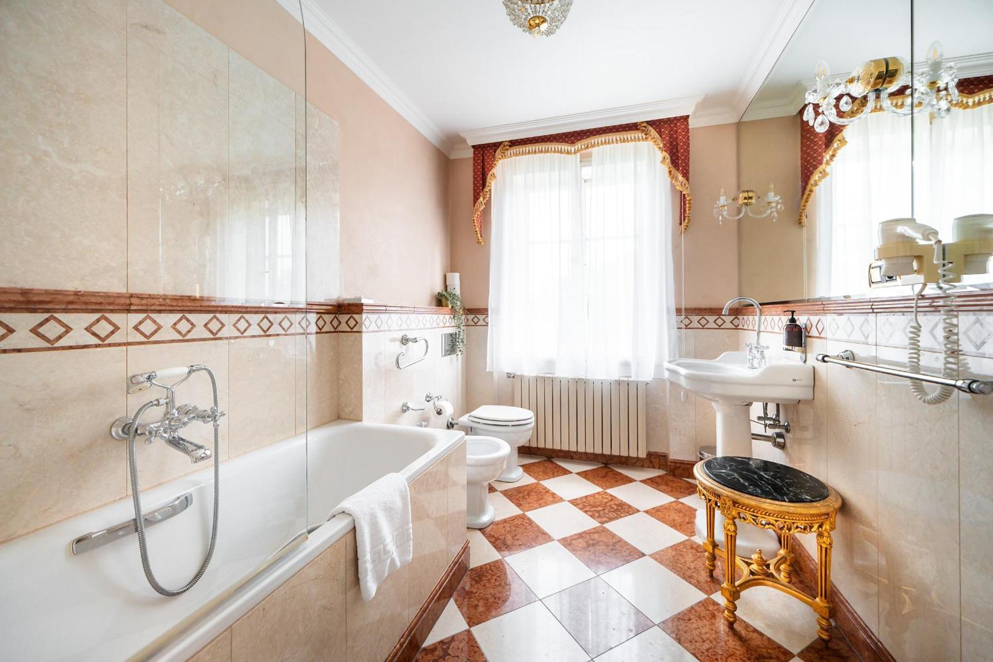 Two-Bedroom Suite