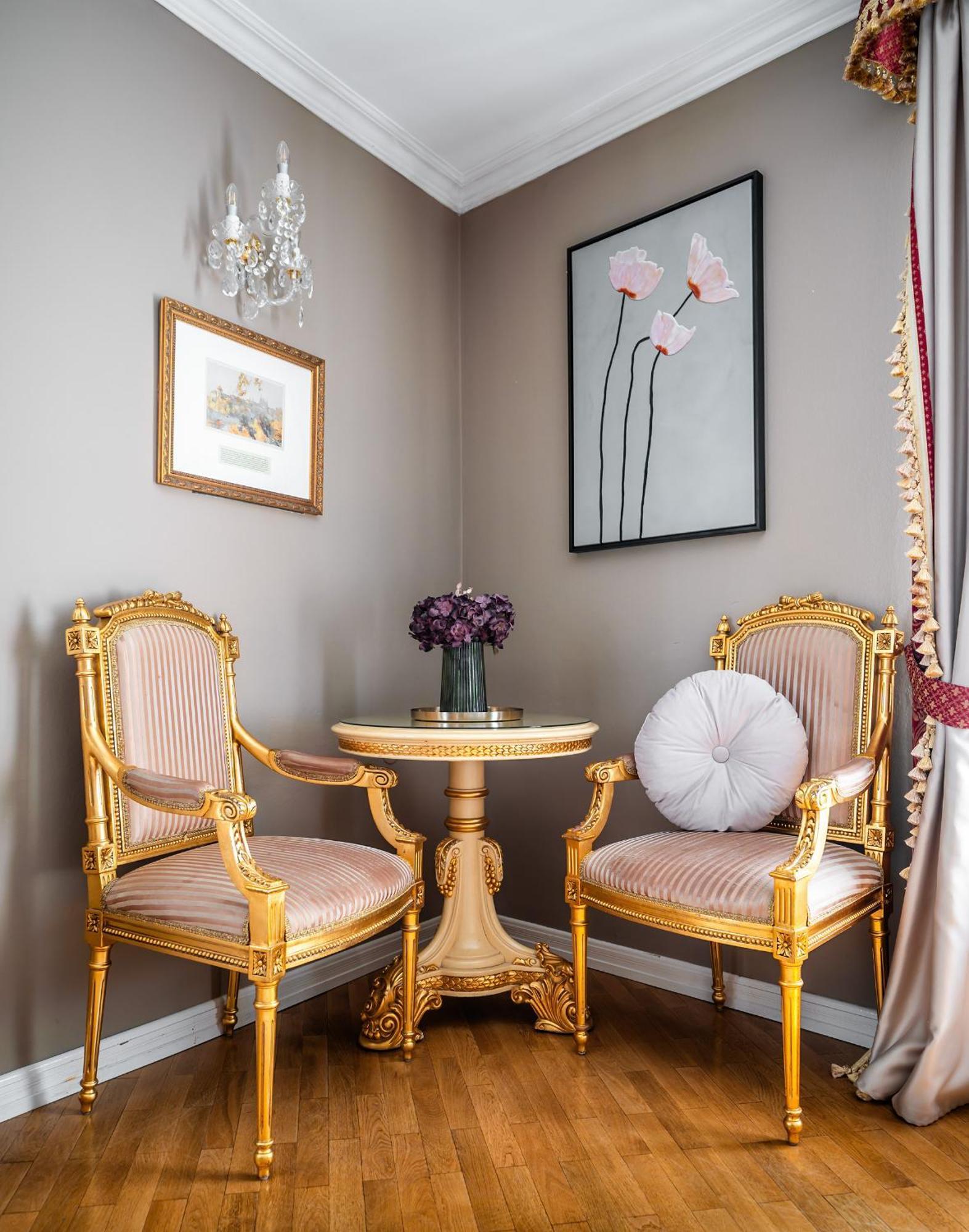 Two-Bedroom Suite