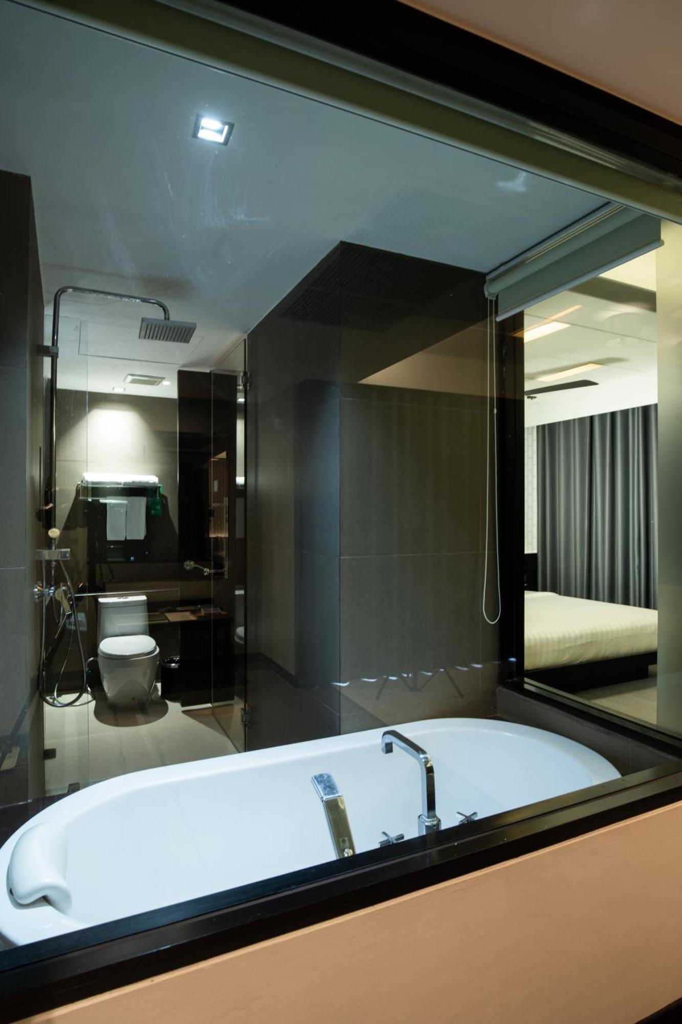 Grand Deluxe Room