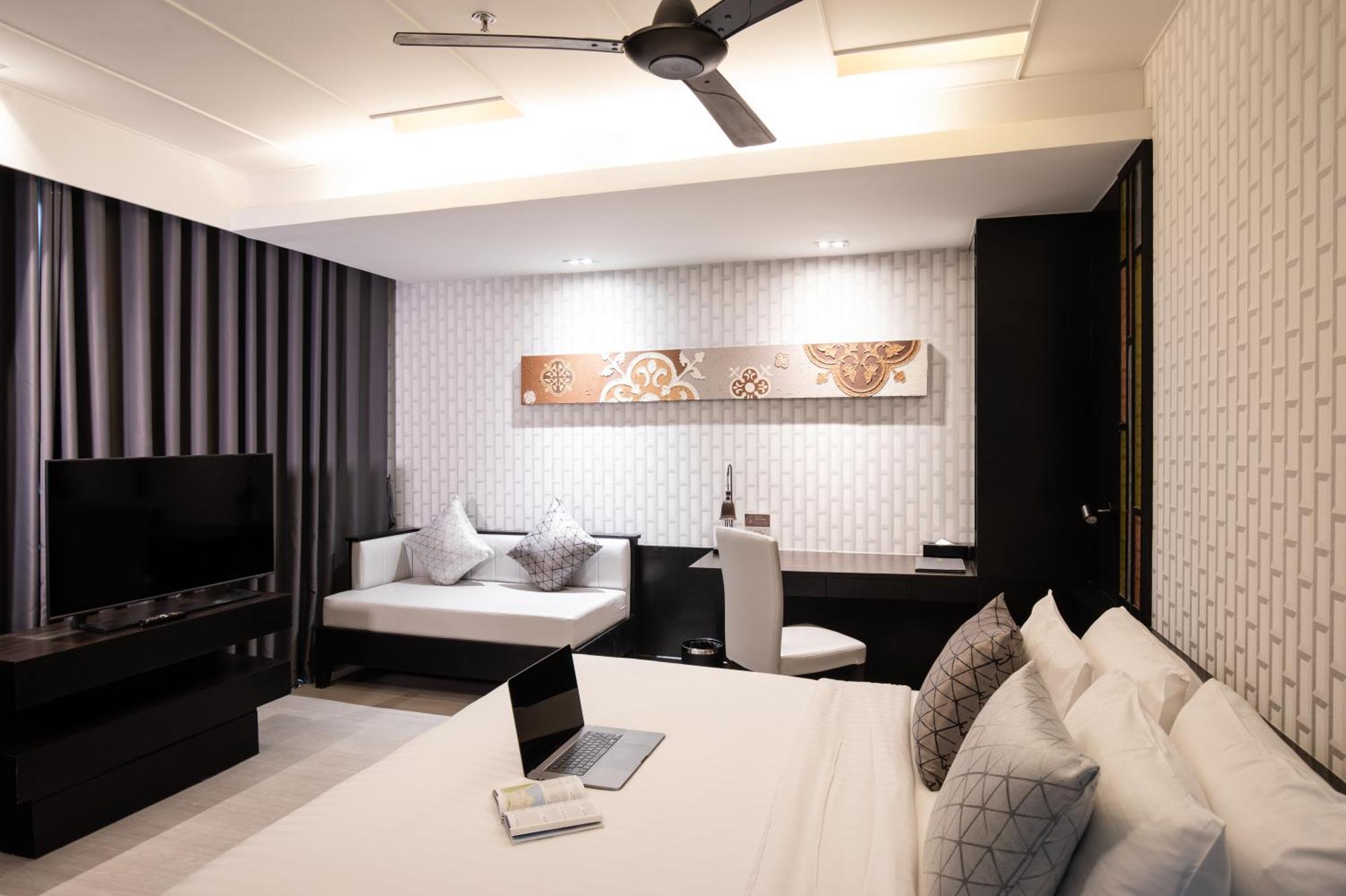 Superior Double Room Room only