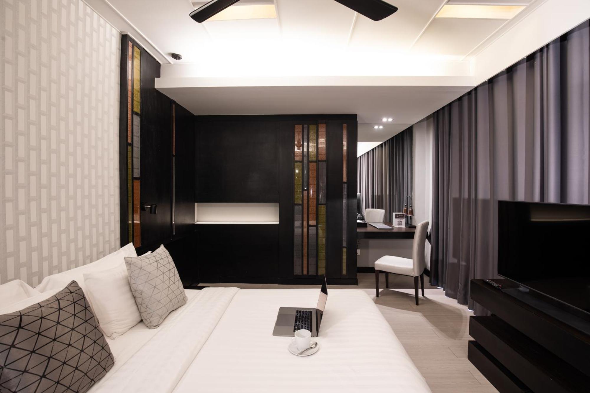 Superior Double Room Room only
