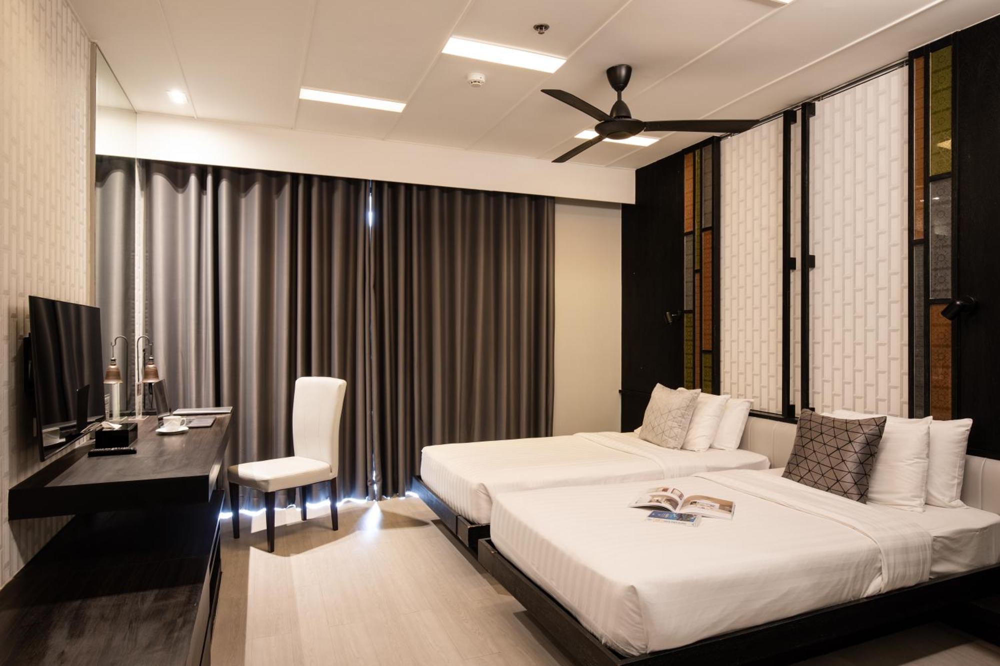 Deluxe Room Room only