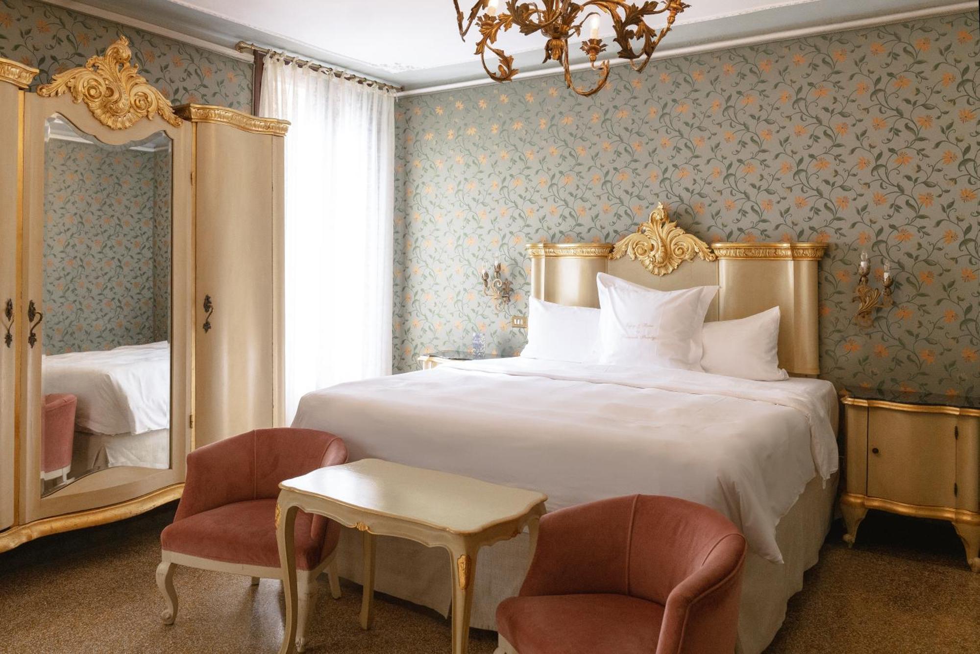 Deluxe Double or Twin Room Garden View