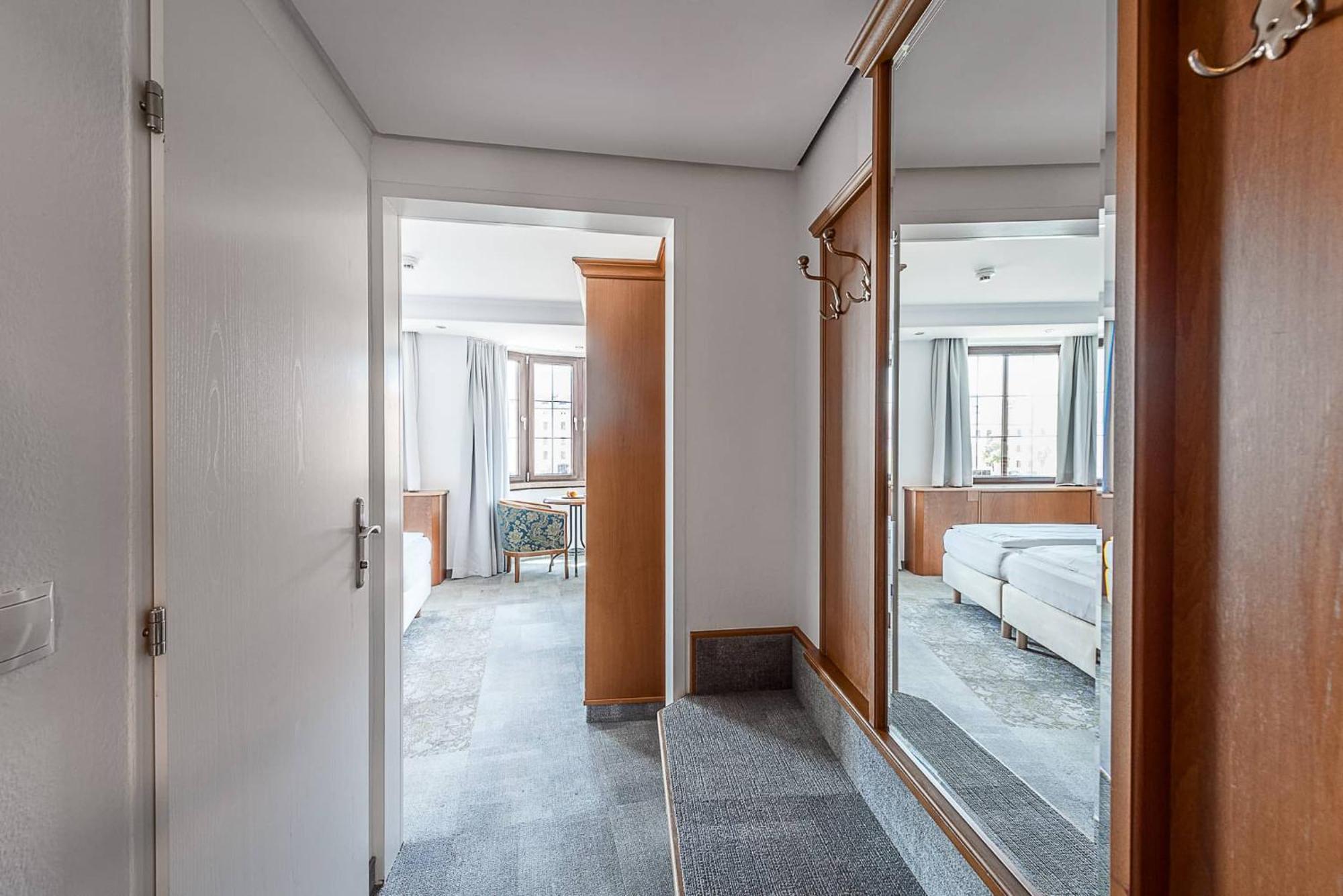 Medium Double Room River View