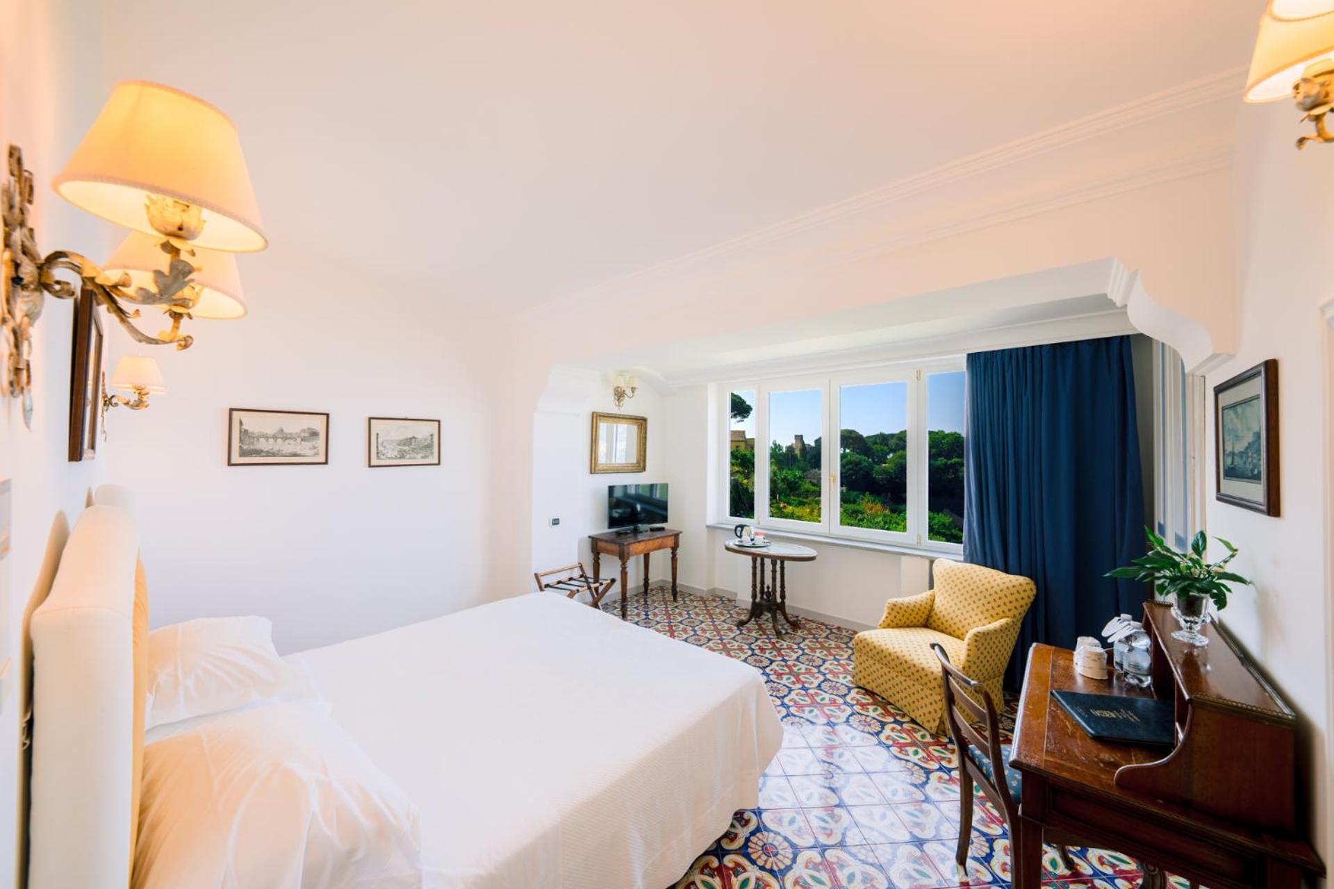 Comfort Double or Twin Room Partial Sea View