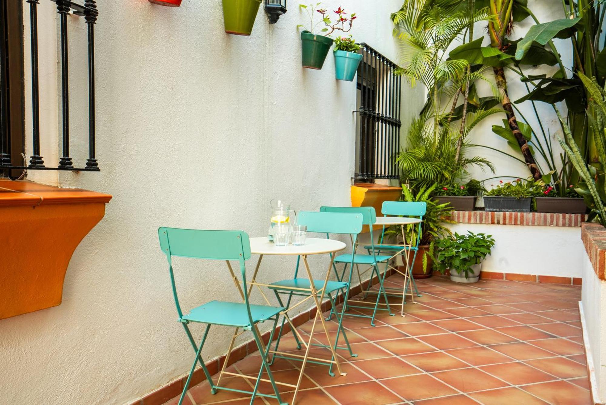 One-Bedroom Apartment with Garden