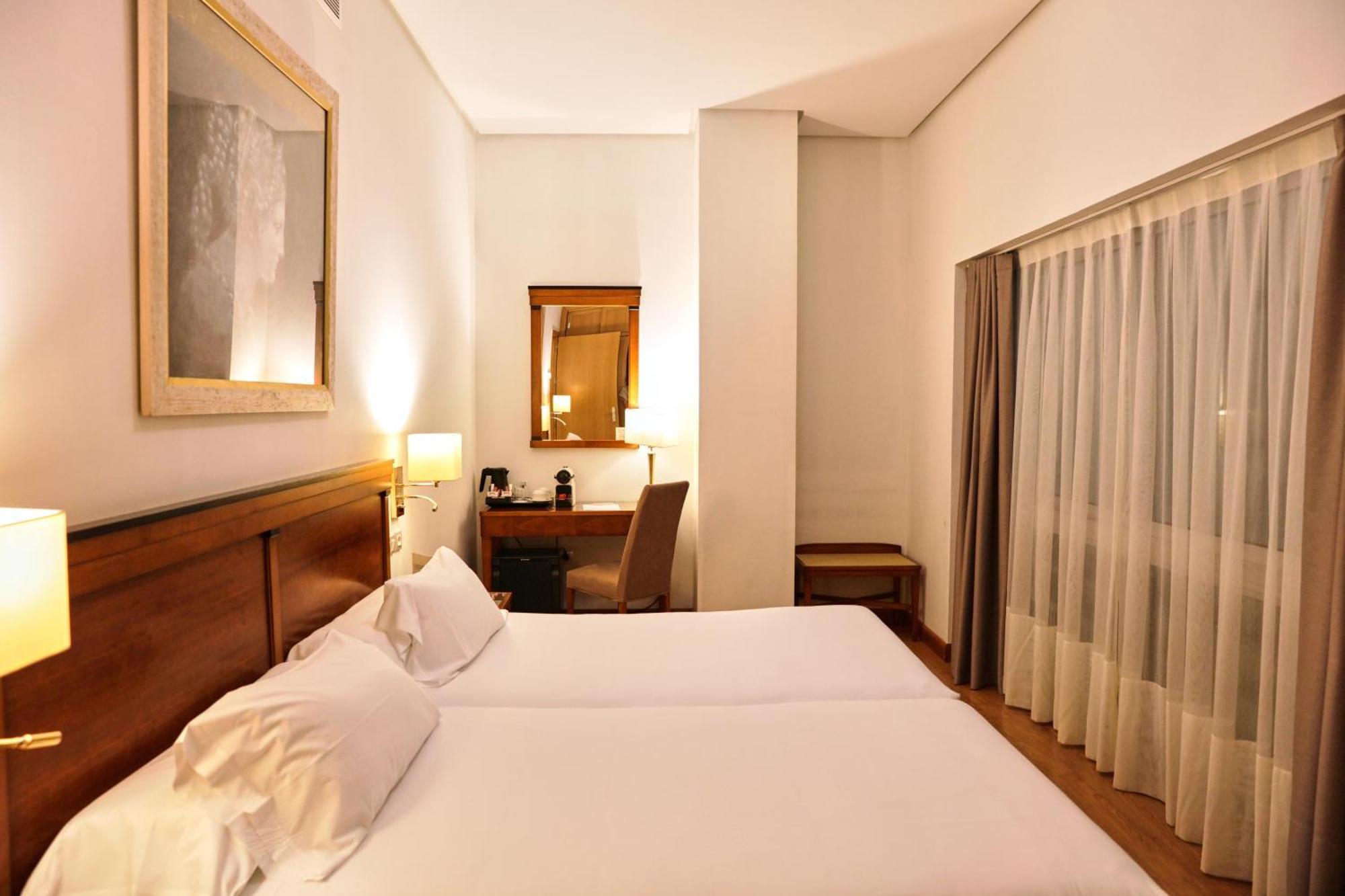 Classic Double Room,1697787117:JPEG