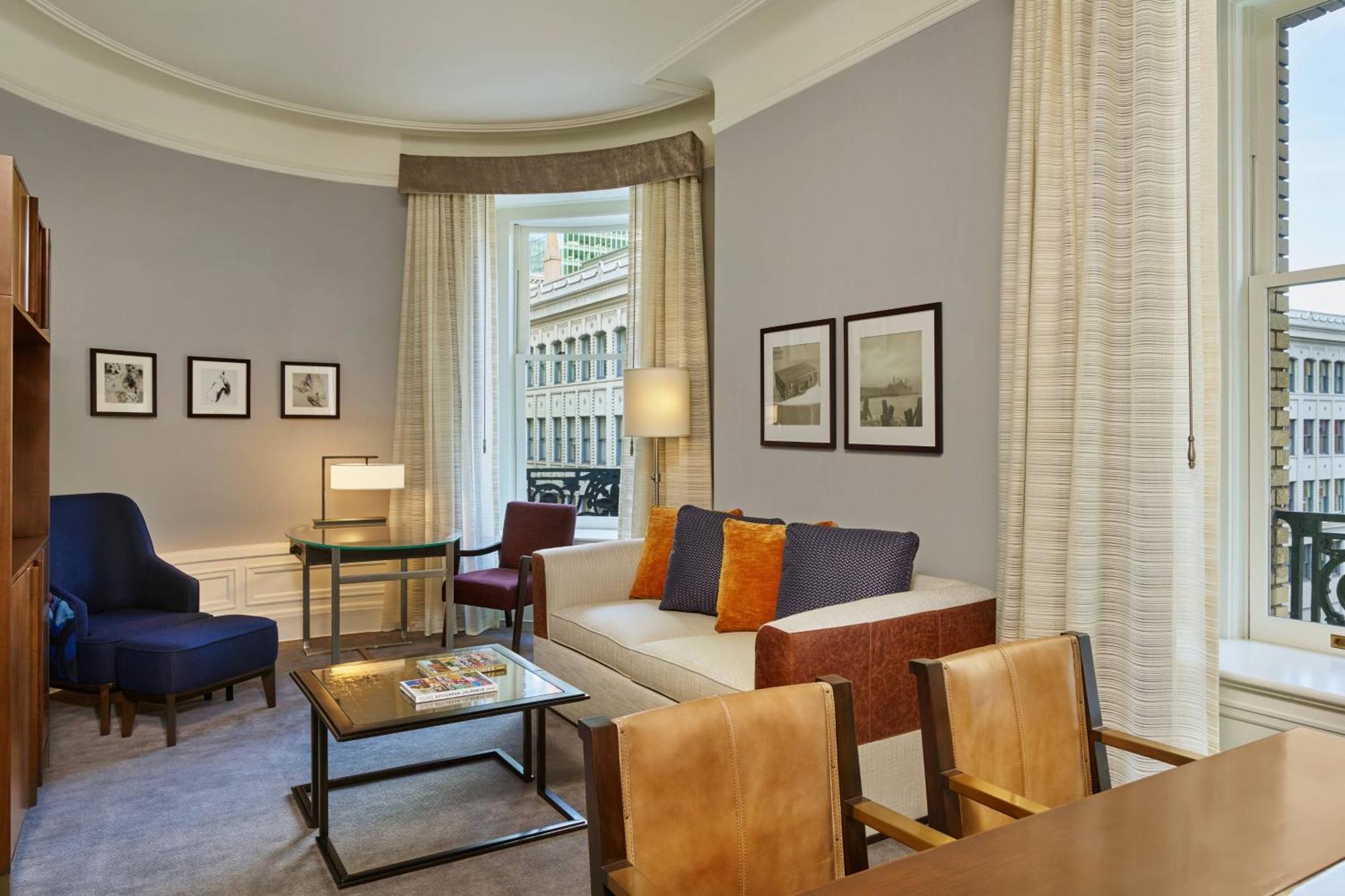Deluxe Suite met 1 Slaapkamer en Kingsize Bed - Slaapbank