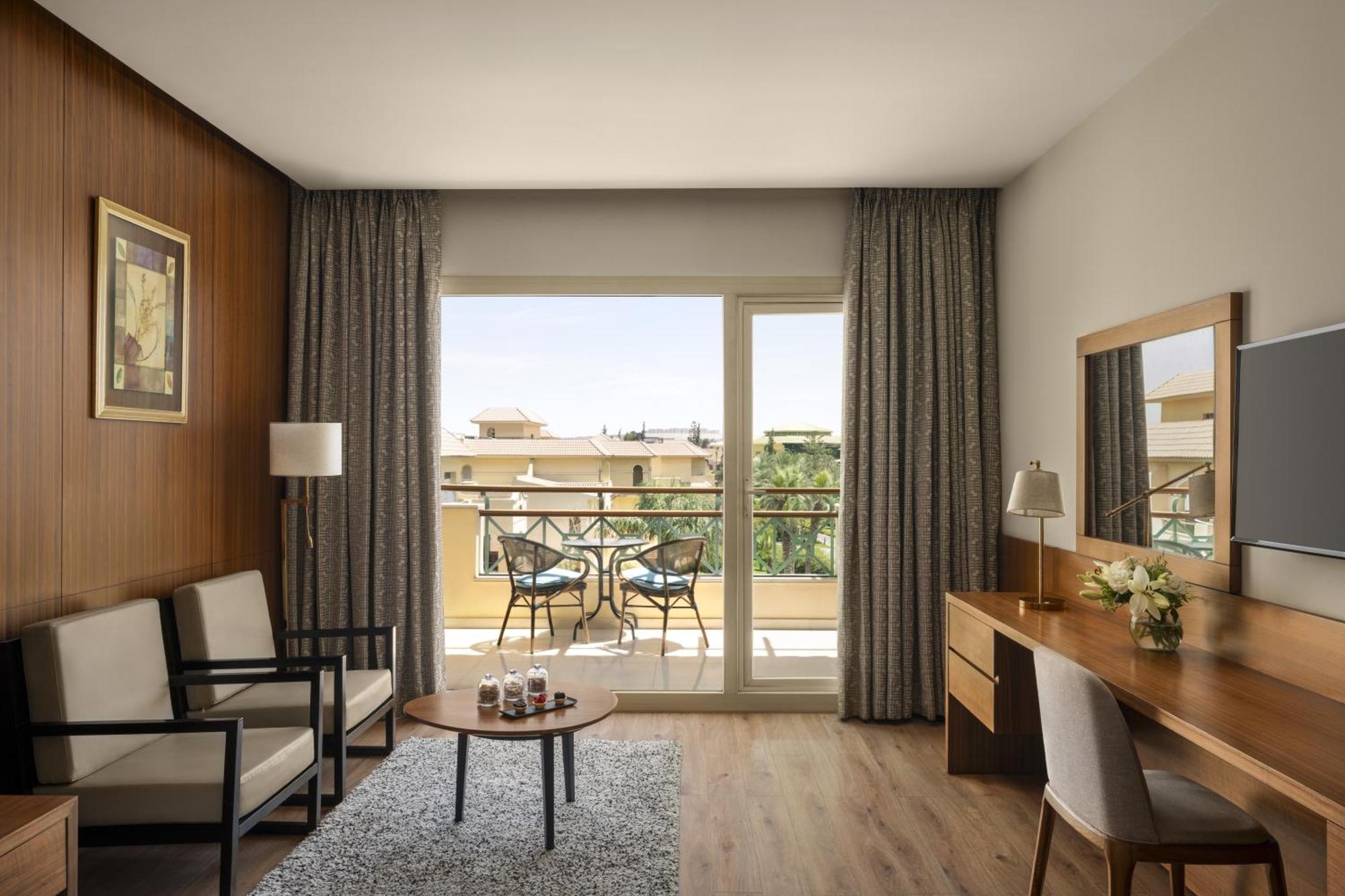 Suite Executive - Vue sur Piscine et Jardin