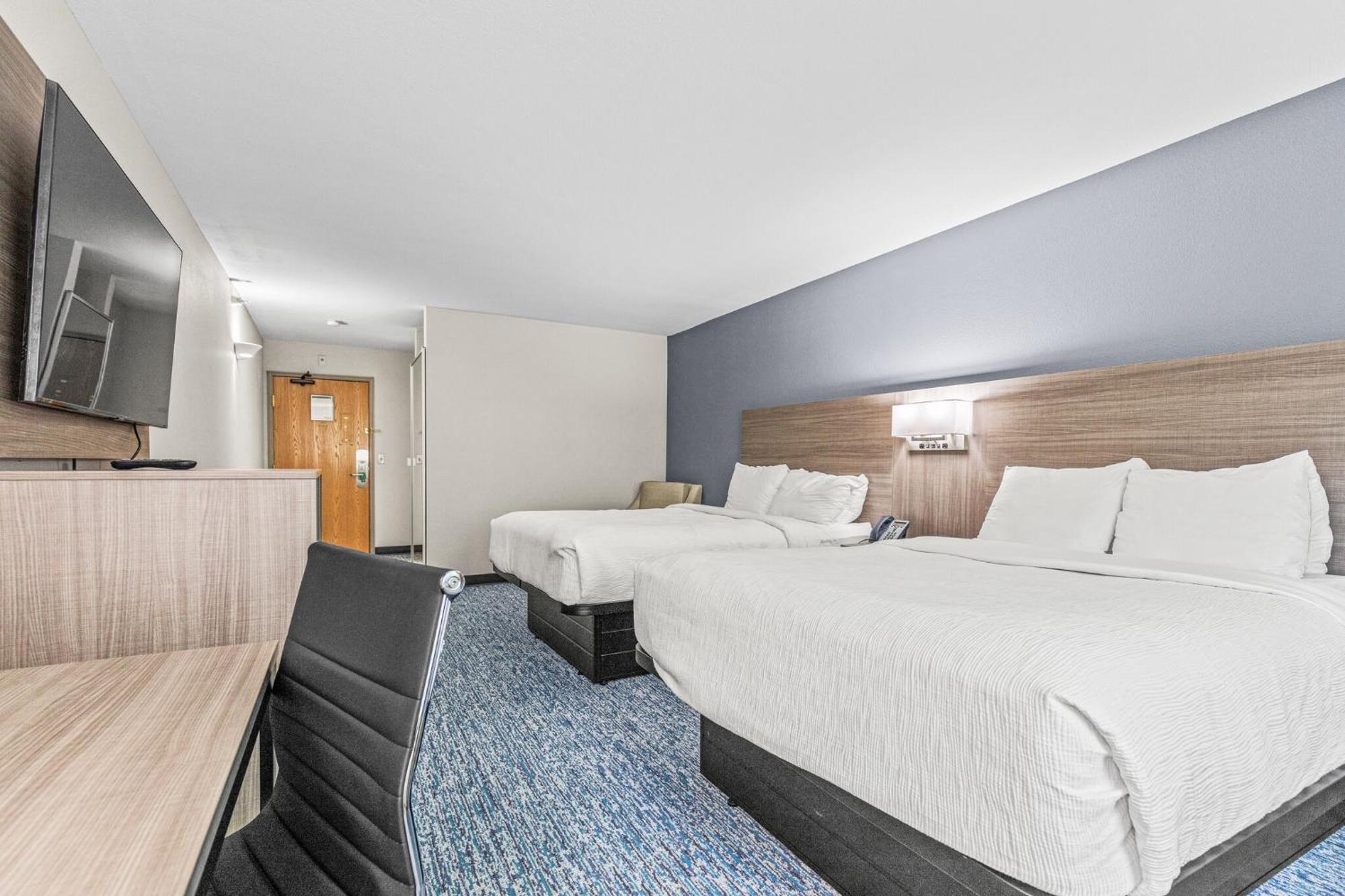 Queen Room Two Queen Beds Accessible or Non-Smoking